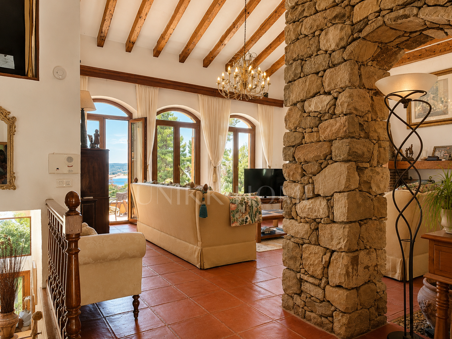 Villa Aubrey | Elegancia Andaluza con Vistas Panorámicas al Mediterráneo - Estepona Bahia Dorada