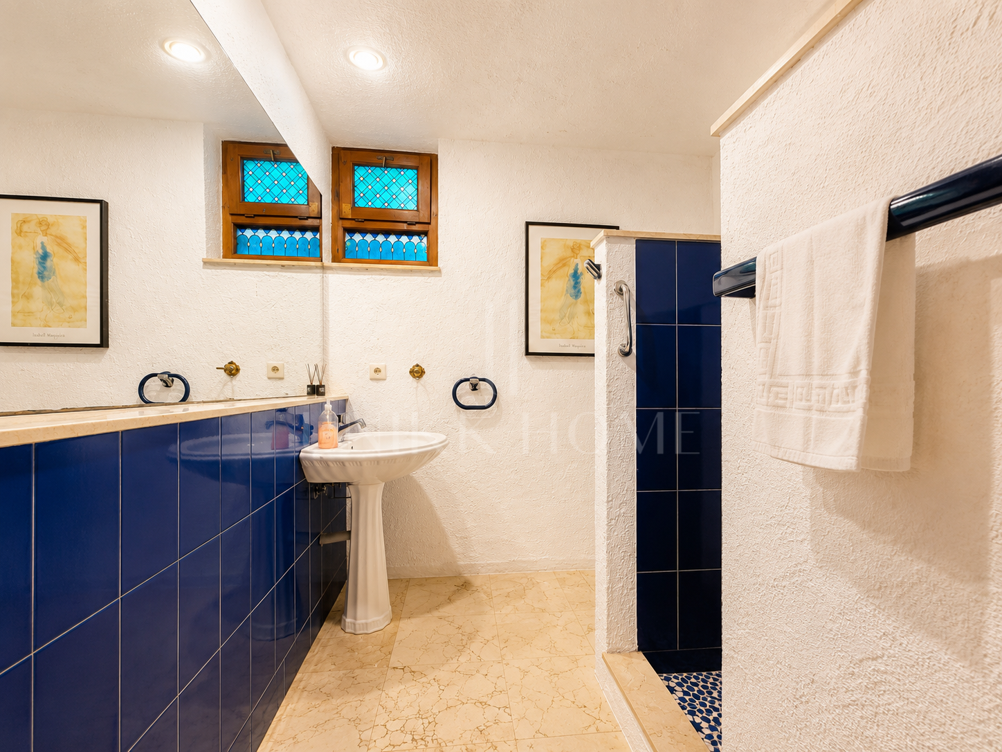 Villa Aubrey | Elegancia Andaluza con Vistas Panorámicas al Mediterráneo - Estepona Bahia Dorada