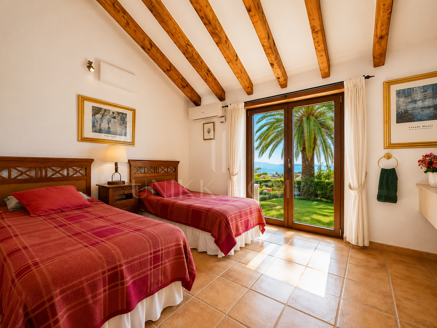 Villa Aubrey | Elegancia Andaluza con Vistas Panorámicas al Mediterráneo - Estepona Bahia Dorada
