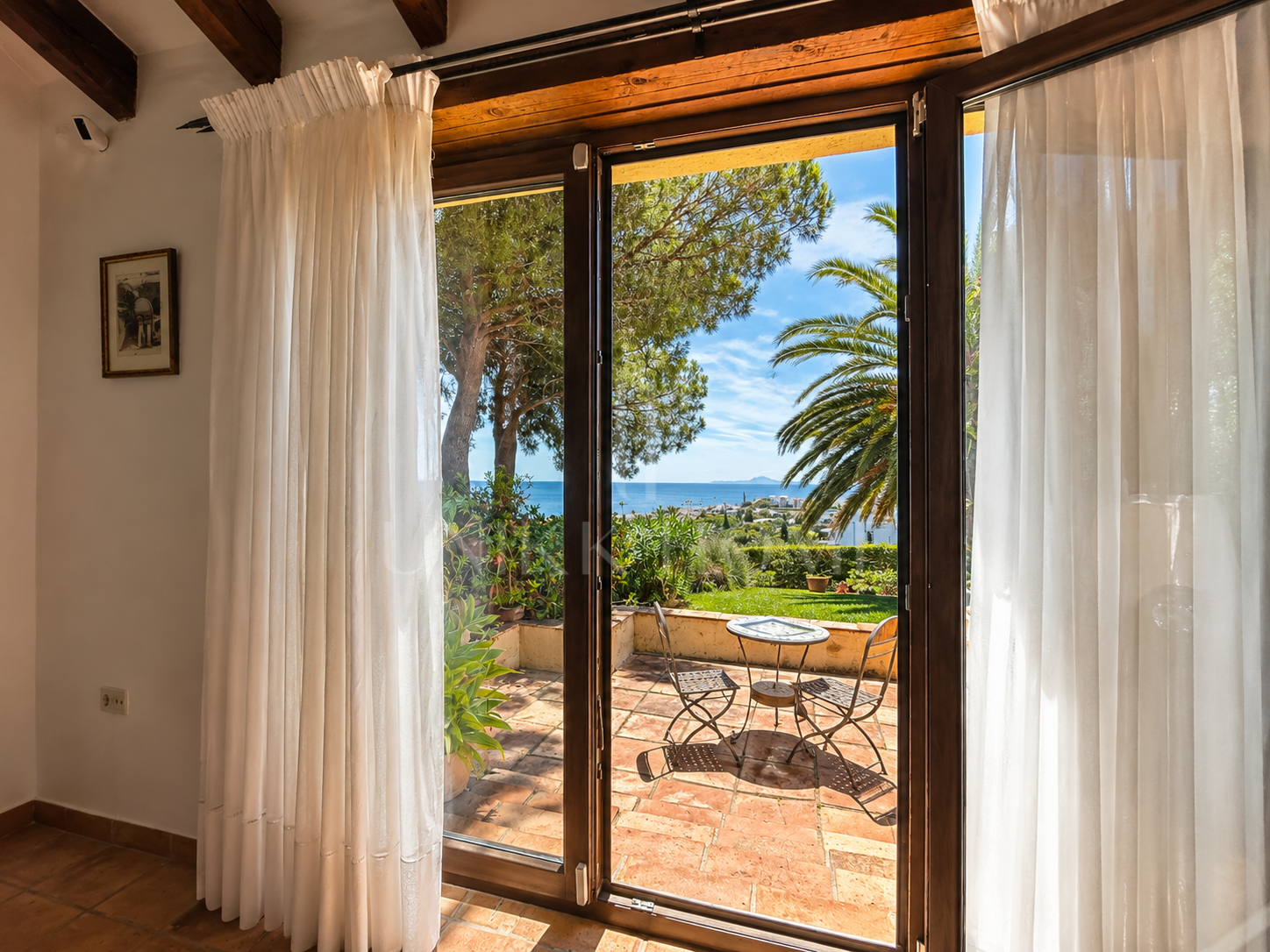 Villa Aubrey | Elegancia Andaluza con Vistas Panorámicas al Mediterráneo - Estepona Bahia Dorada