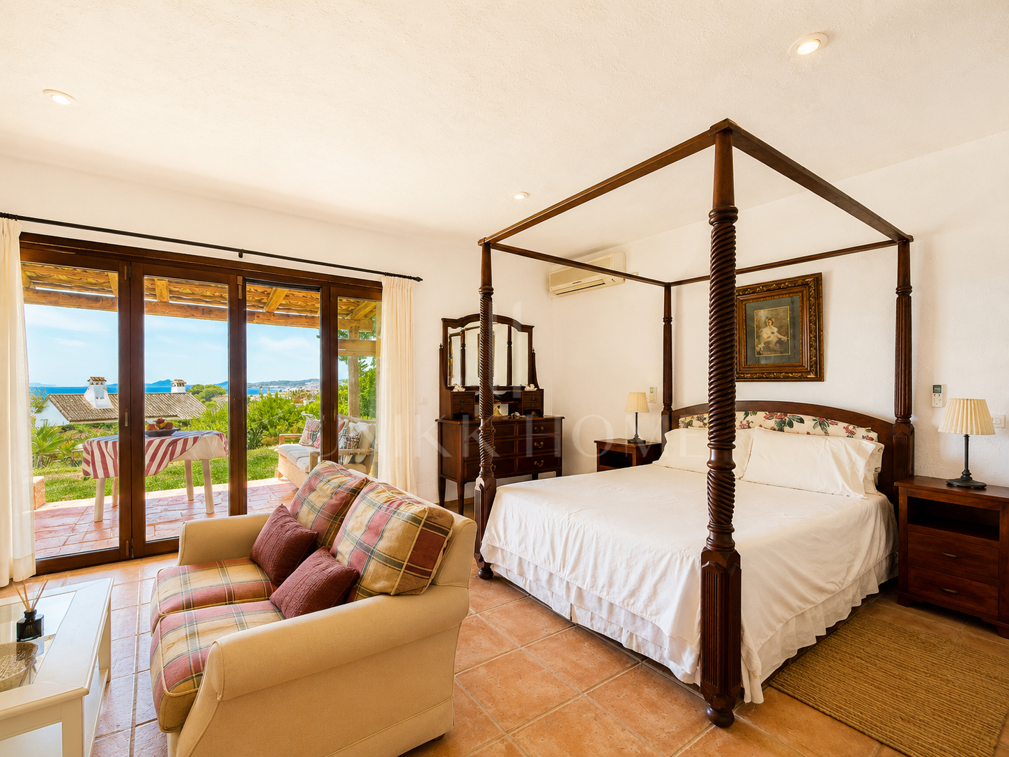Villa Aubrey | Elegancia Andaluza con Vistas Panorámicas al Mediterráneo - Estepona Bahia Dorada