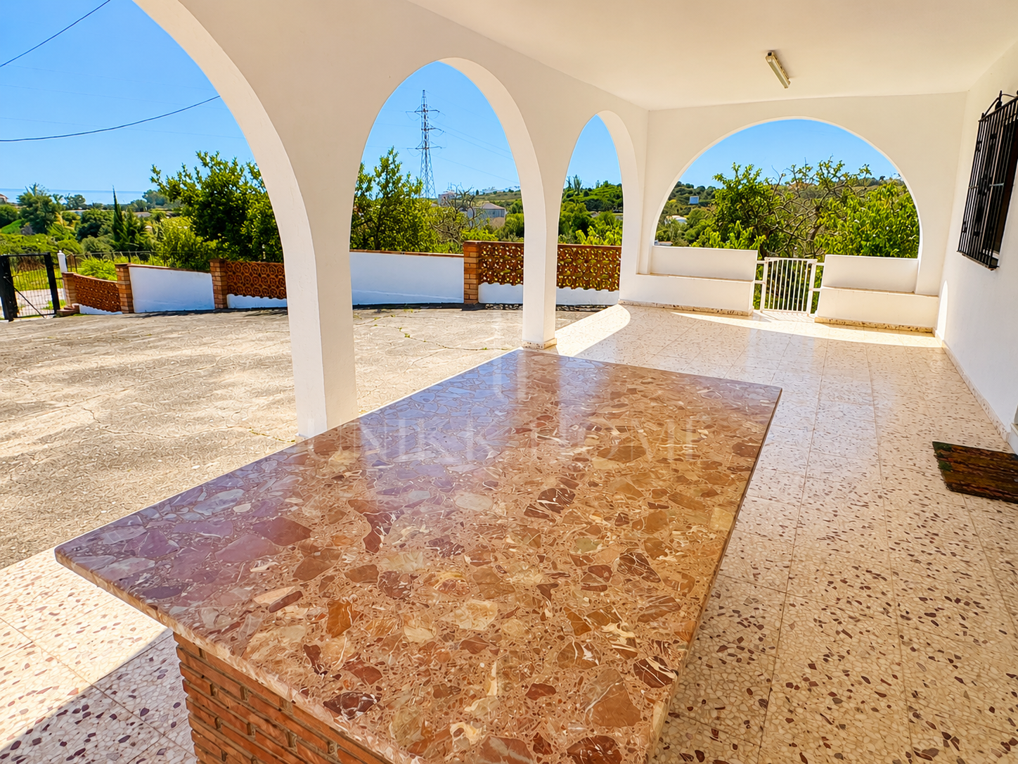 Finca Andaluza con Vistas al Mar y 30.000 m² de Terreno en Guadalmansa - Cancelada, Estepona