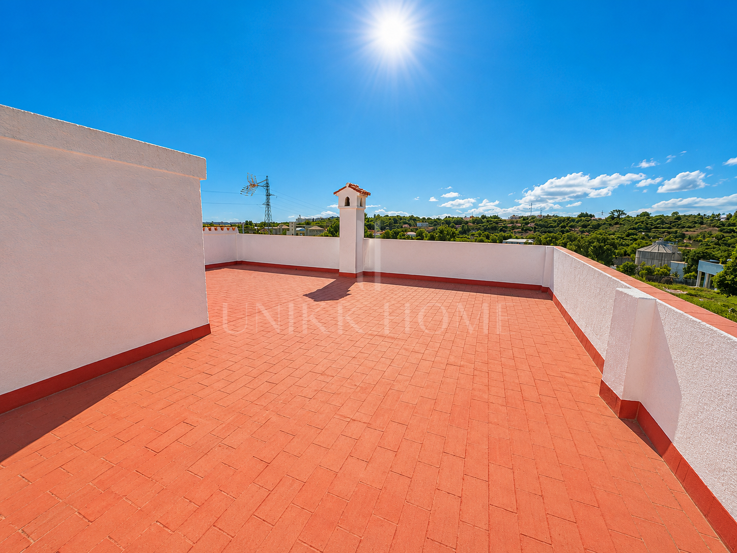 Finca Andaluza con Vistas al Mar y 30.000 m² de Terreno en Guadalmansa - Cancelada, Estepona
