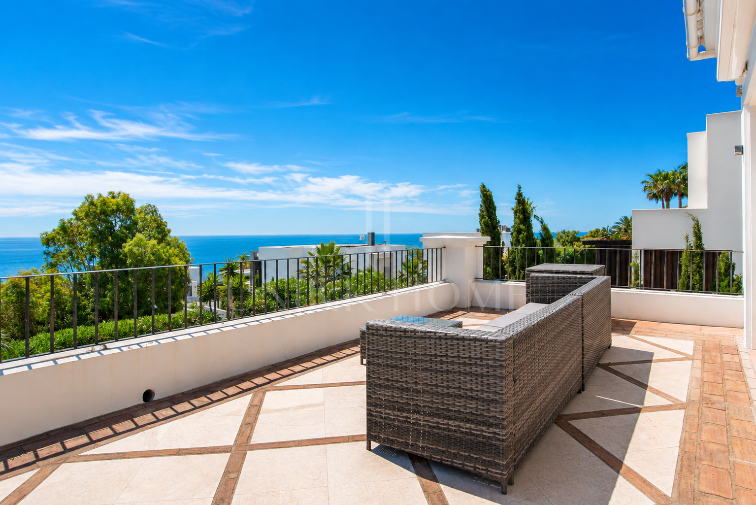 Villa con Vistas al Mar en La Paloma, Manilva