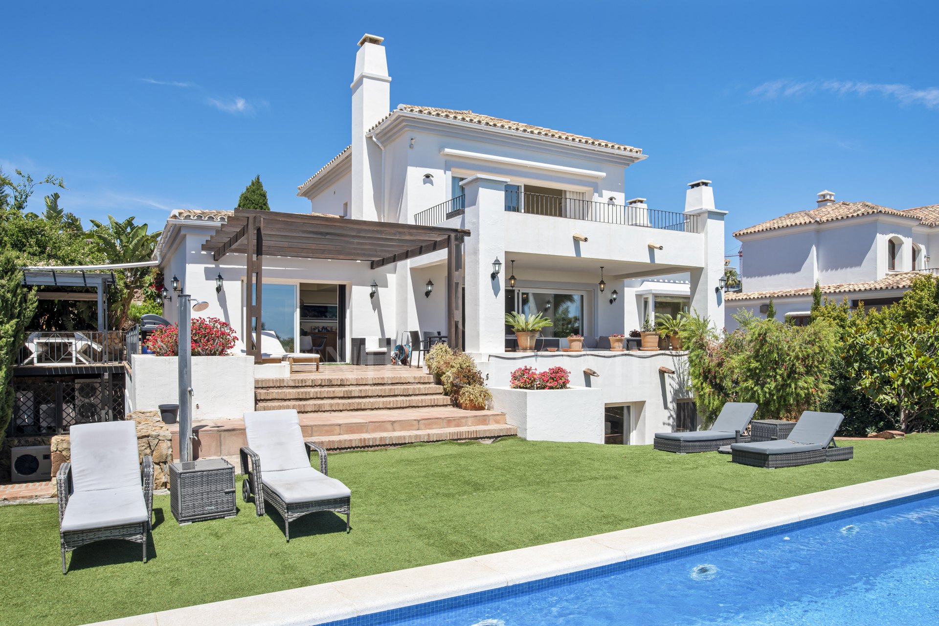 Villa con Vistas al Mar en La Paloma, Manilva