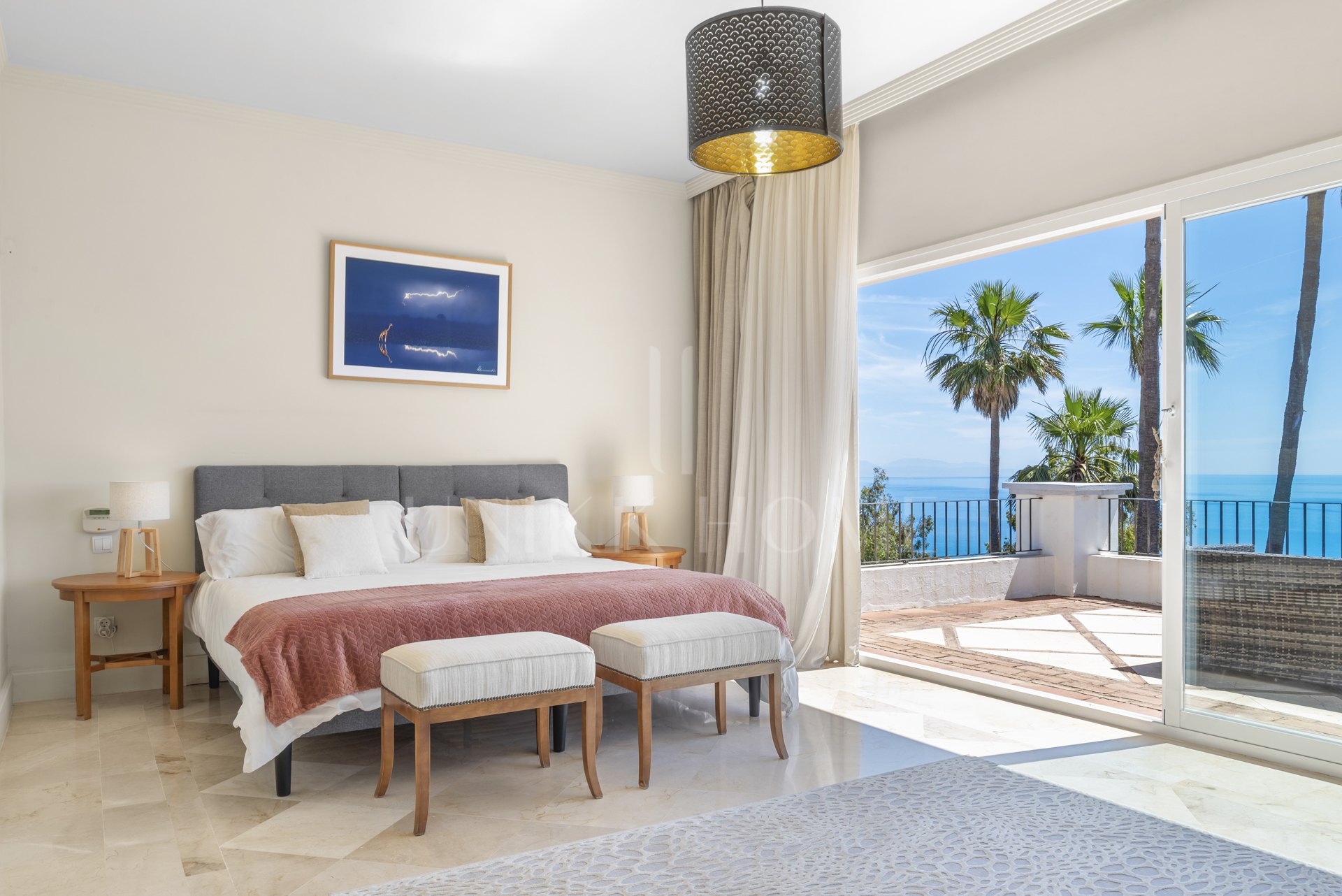 Villa con Vistas al Mar en La Paloma, Manilva