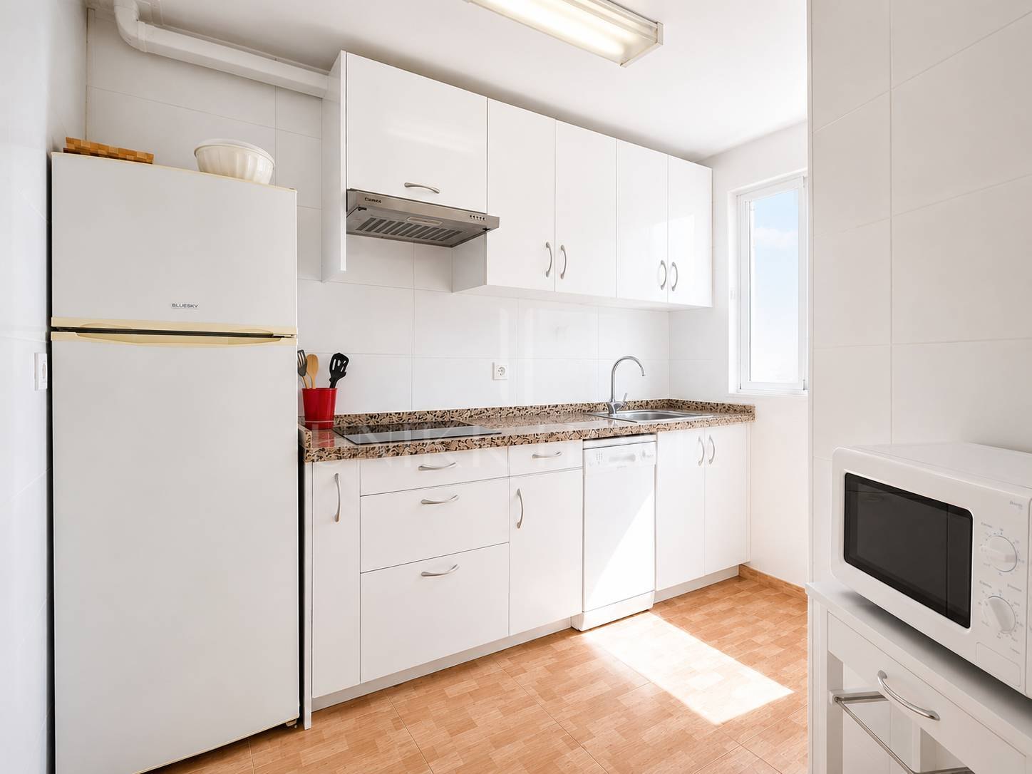 Townhouse in Diana Park, with private patio, in a gated community with communal pool near the beach and amenities
