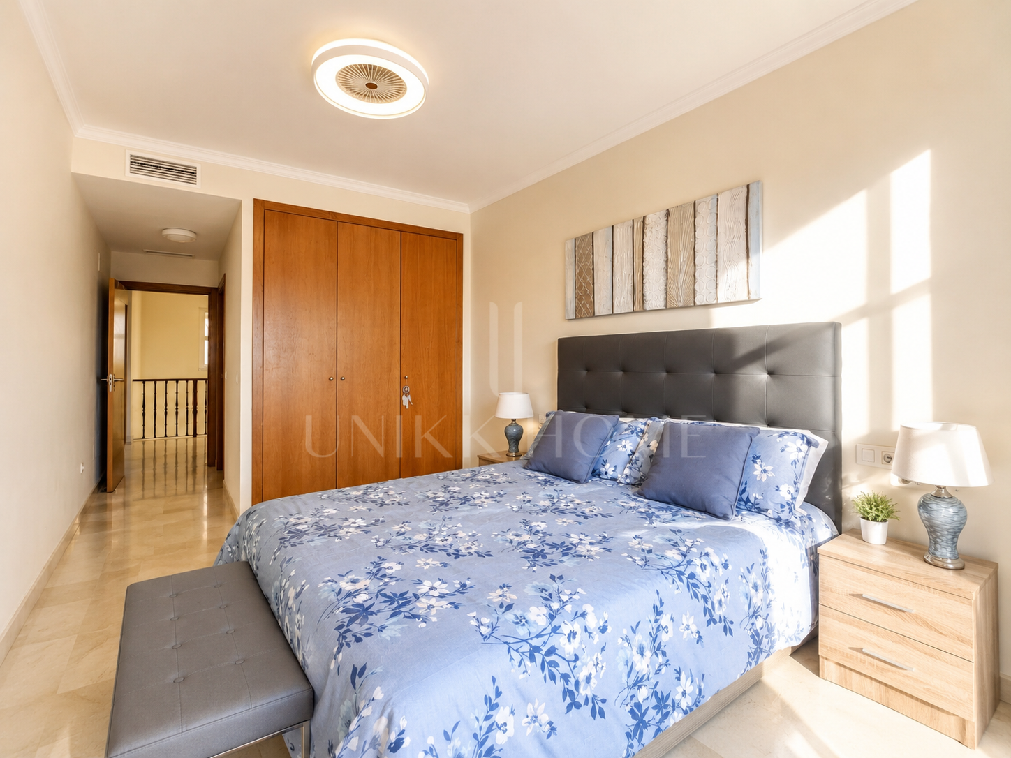 Exceptional Corner Townhouse with Private Garage & Sea Views - Estepona West