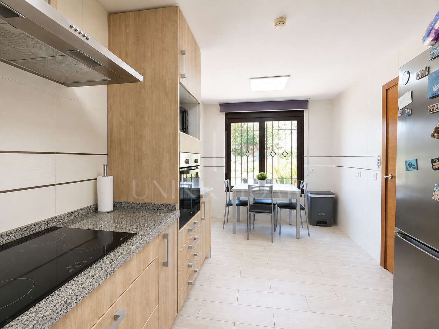 Exceptional Corner Townhouse with Private Garage & Sea Views - Estepona West