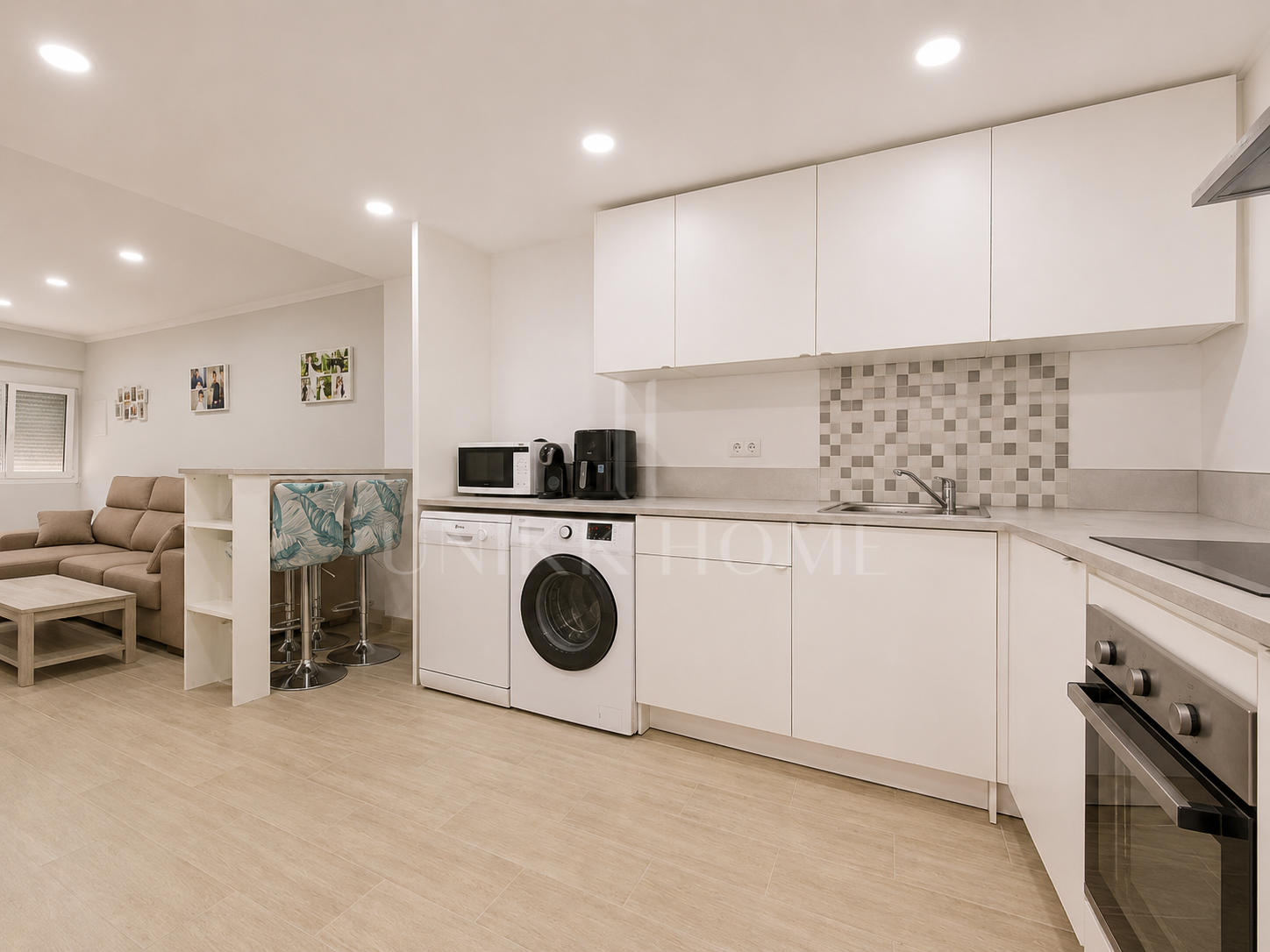 Renovated townhouse in Estepona Old Town with solarium and garage