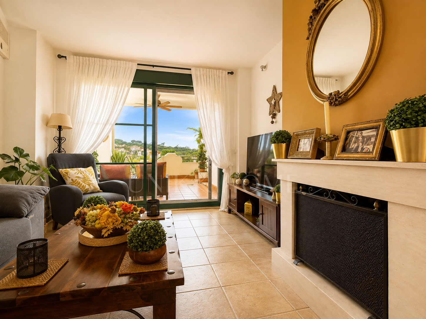 GROUND FLOOR WITH LARGE PRIVATE GARDEN & PANORAMIC SEA VIEWS - ALCAIDESA