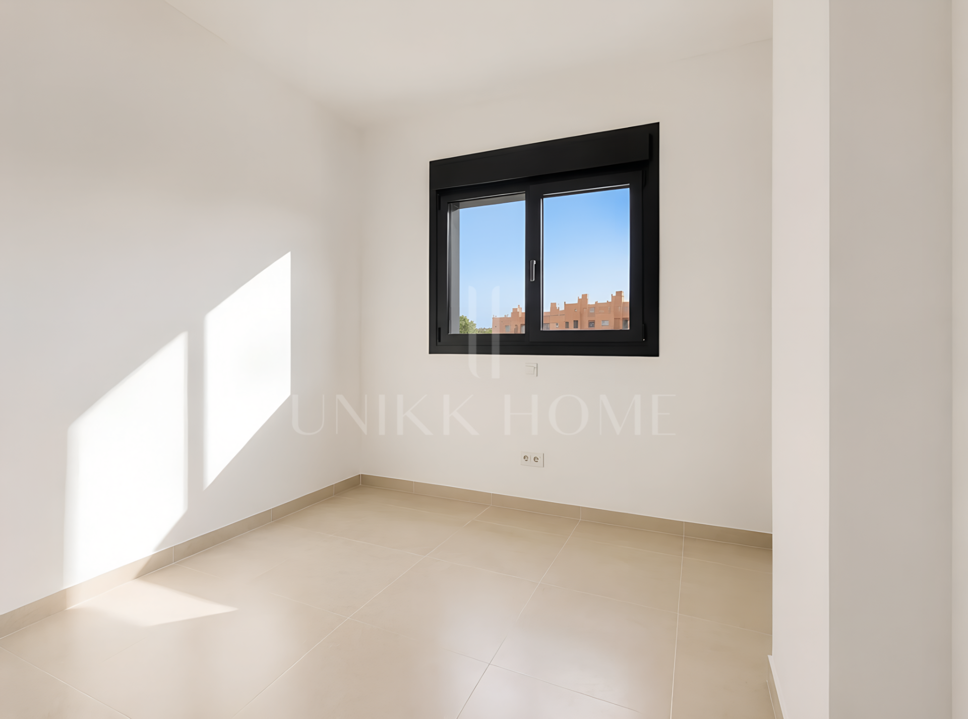 SEA-VIEW PENTHOUSE WITH LARGE TERRACES - BRAND NEW - ESTEPONA CENTER