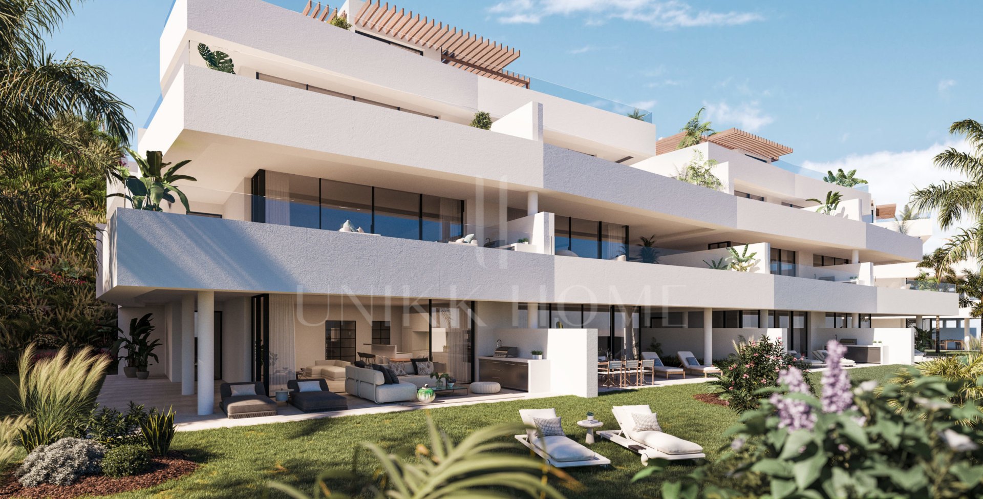 4 BEDROOMS GROUNDFLOOR APARTMENT WITH SEA VIEWS - MODERN RESORT WALKING DISTANCE TO TOWN AND BEACH