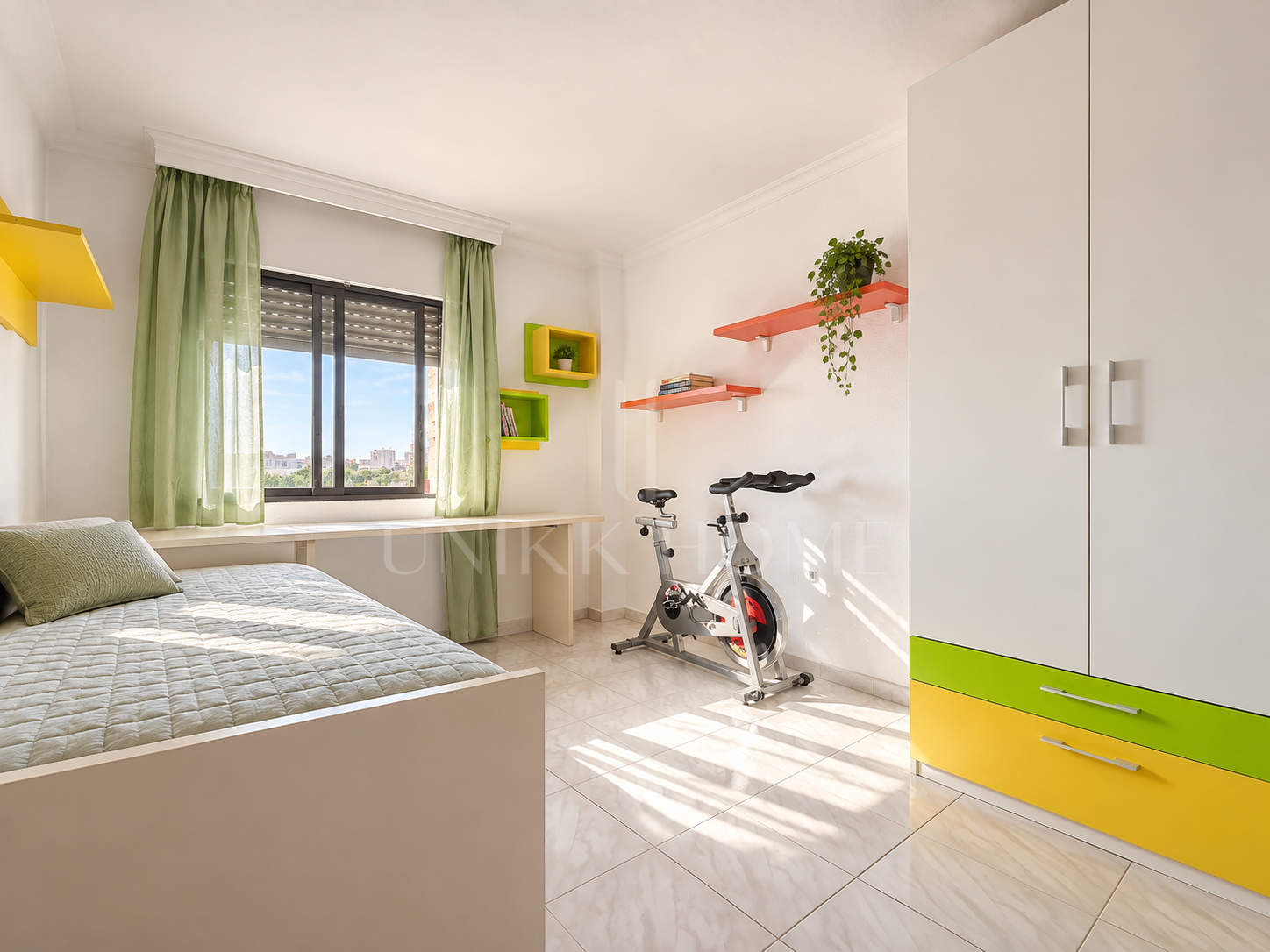 Ático de 4 dormitorios con vistas al mar piscina - Estepona Centro