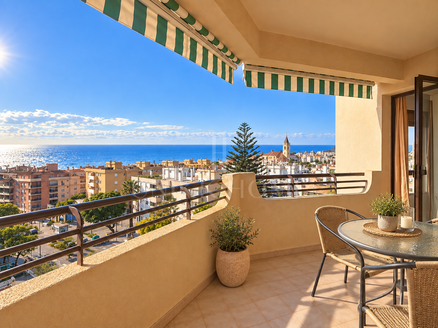 Ático de 4 dormitorios con vistas al mar piscina - Estepona Centro