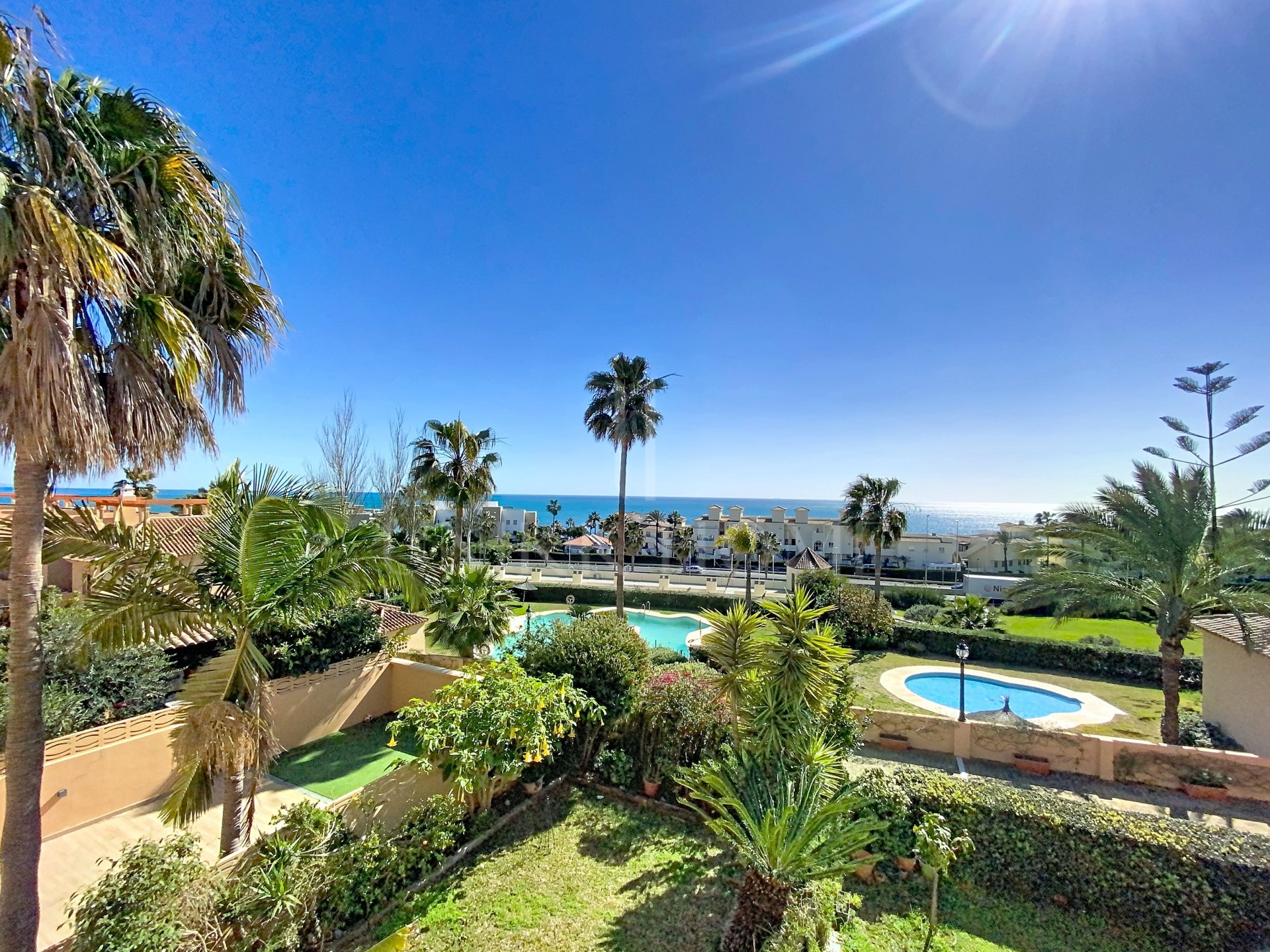 Spectacular Townhouse Close to the Beach with Private Lift and Sea Views