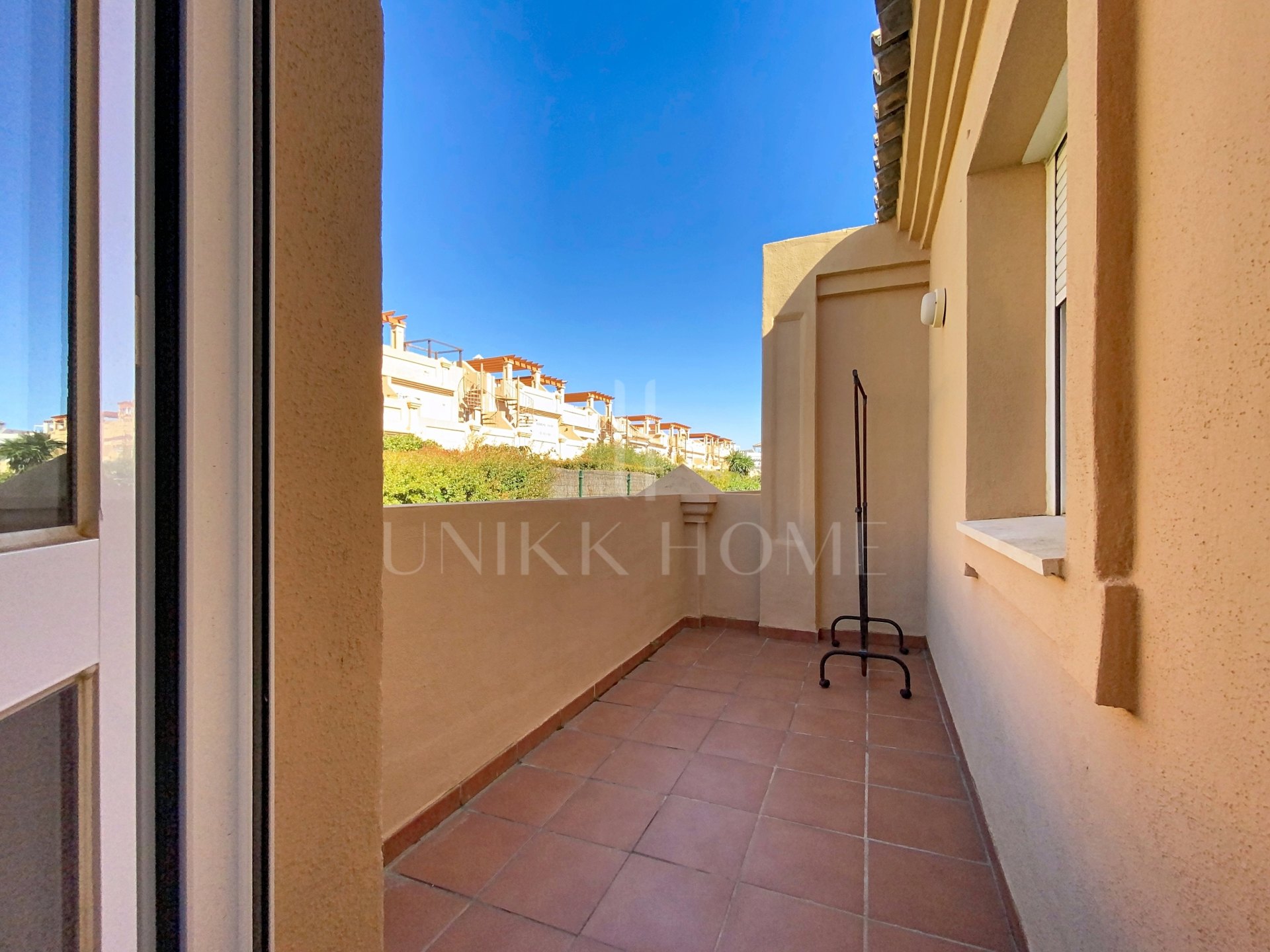 Spectacular Townhouse Close to the Beach with Private Lift and Sea Views