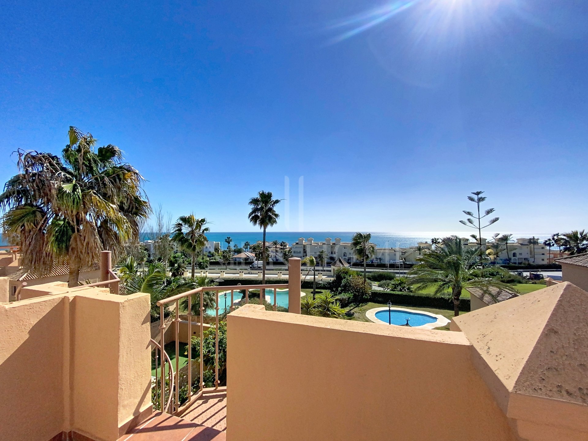 Spectacular Townhouse Close to the Beach with Private Lift and Sea Views