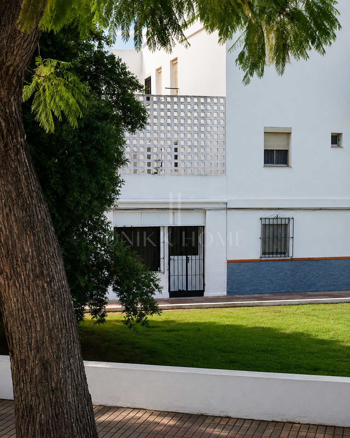 Commercial premises for sale in Nueva Andalucía – 22 m² at street level