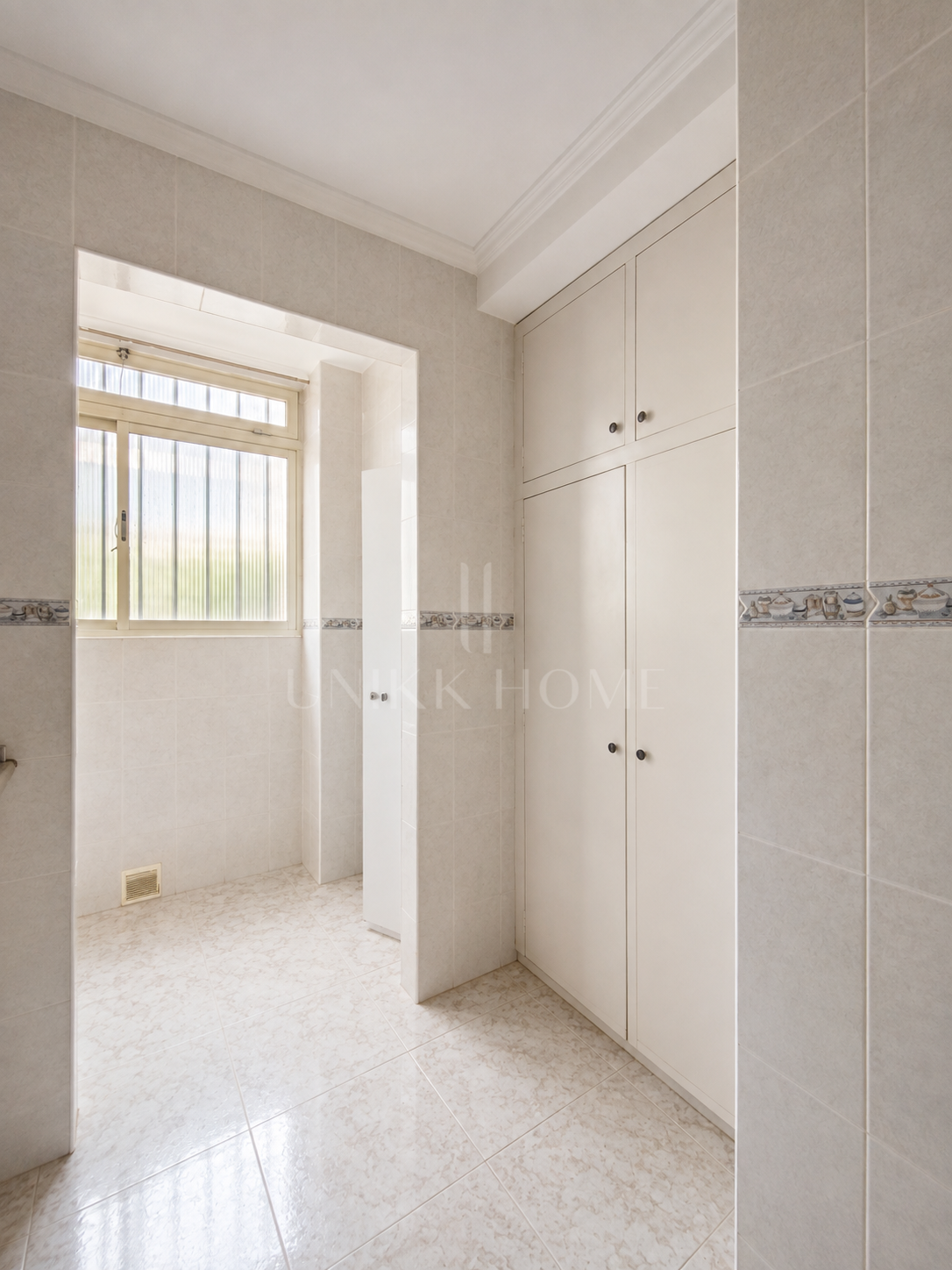 3-Bedroom Apartment - Opportunity on Calle Terraza – Estepona Centre