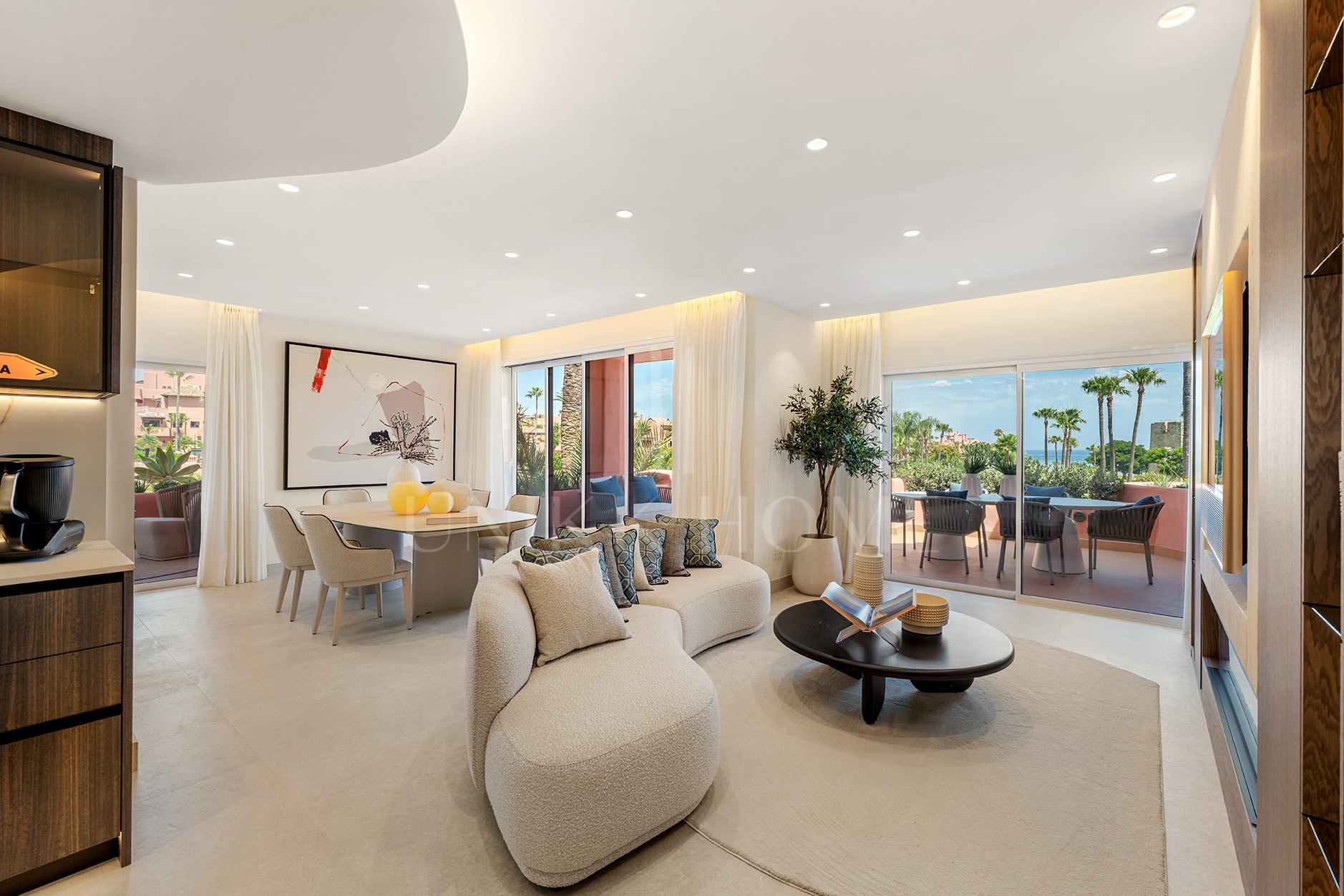 Beachfront Residence - Fully Renovated and Furnished - Cabo Bermejo - New Golden Mile