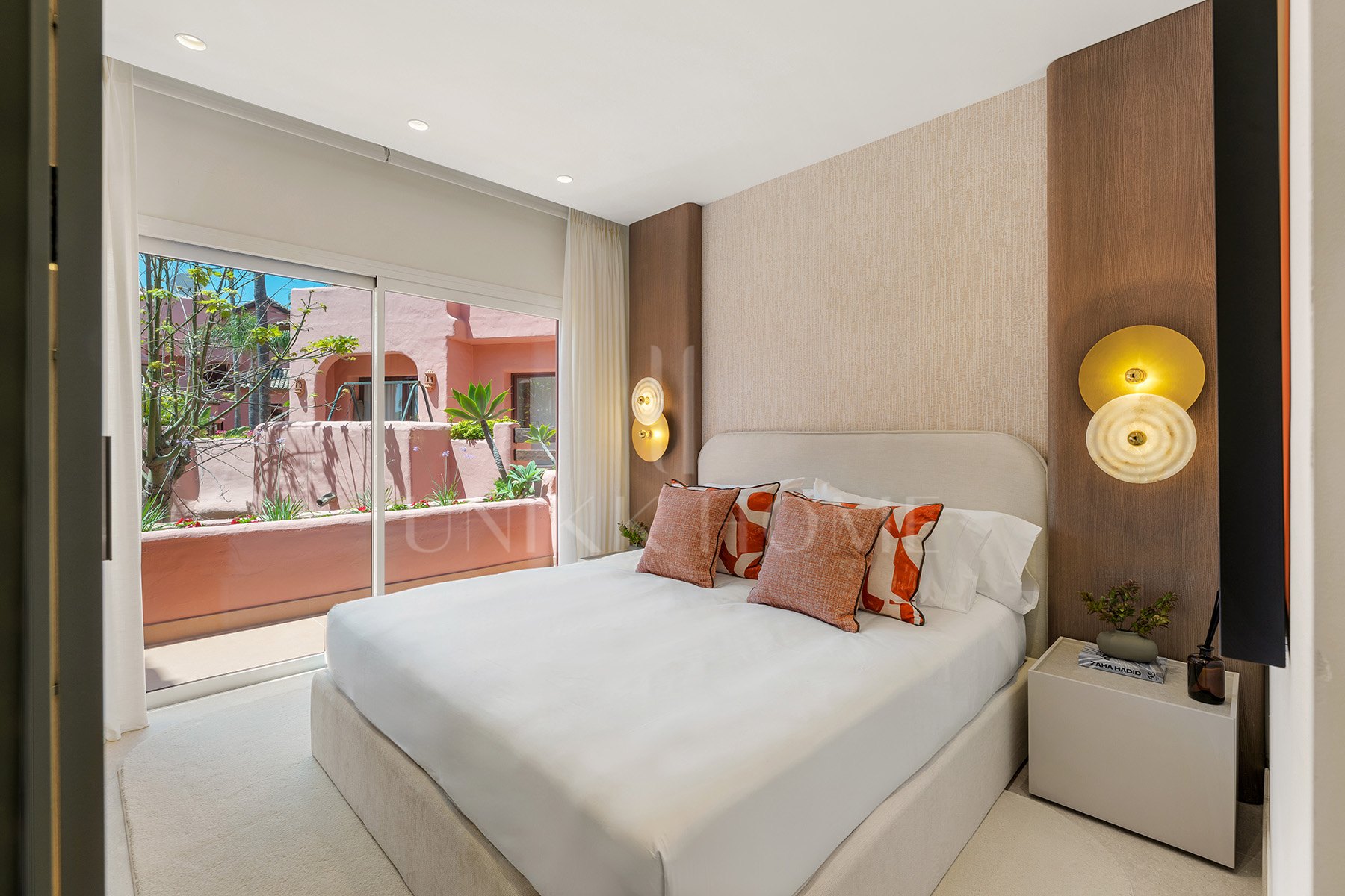 Beachfront Residence - Fully Renovated and Furnished - Cabo Bermejo - New Golden Mile
