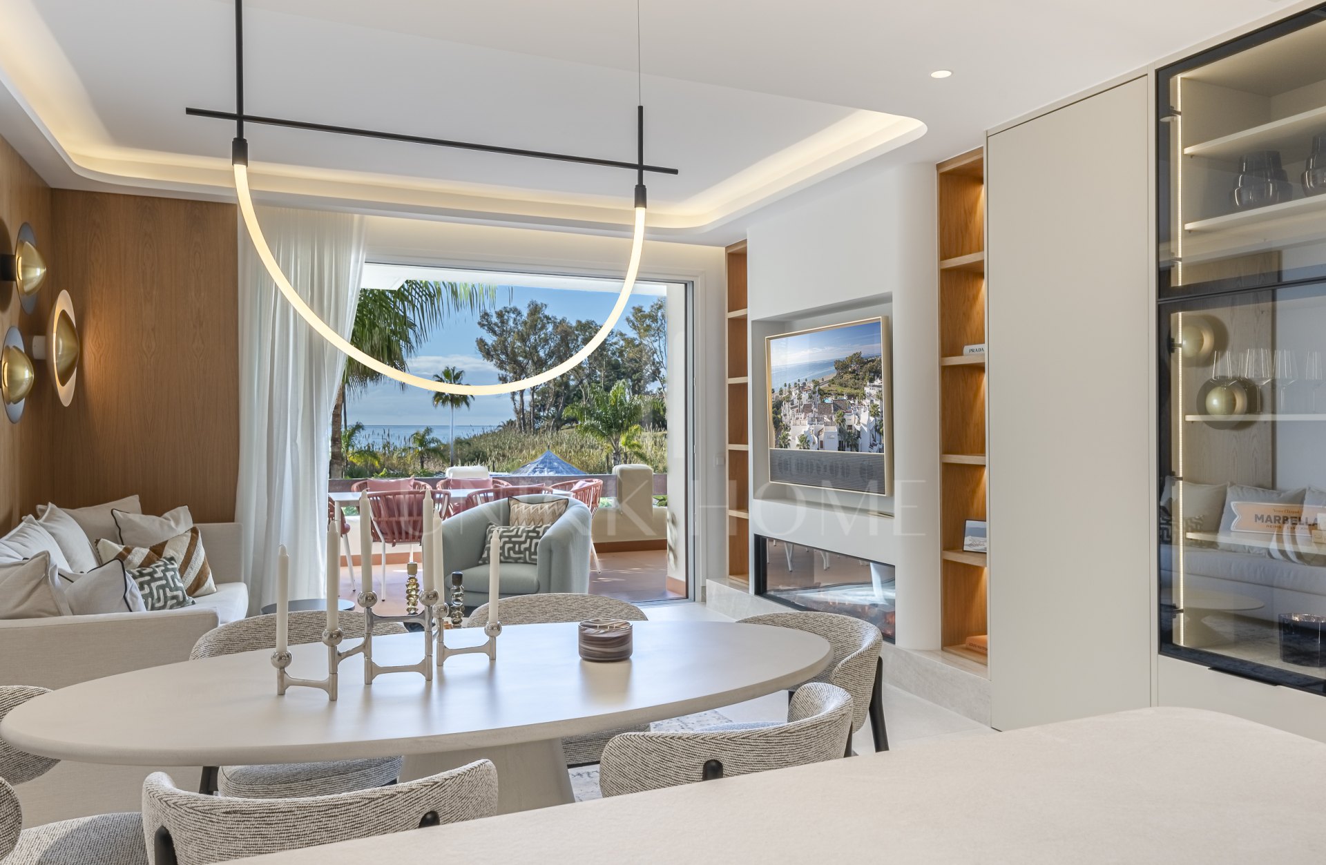 Fully renovated and furnished beachfront apartment - Bahia el Velerin - New Golden Mile
