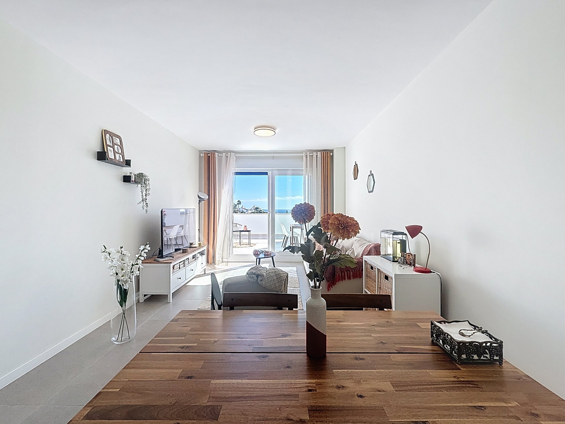 Modern Apartment in Estepona with Sea Views and Holiday Rental Potential