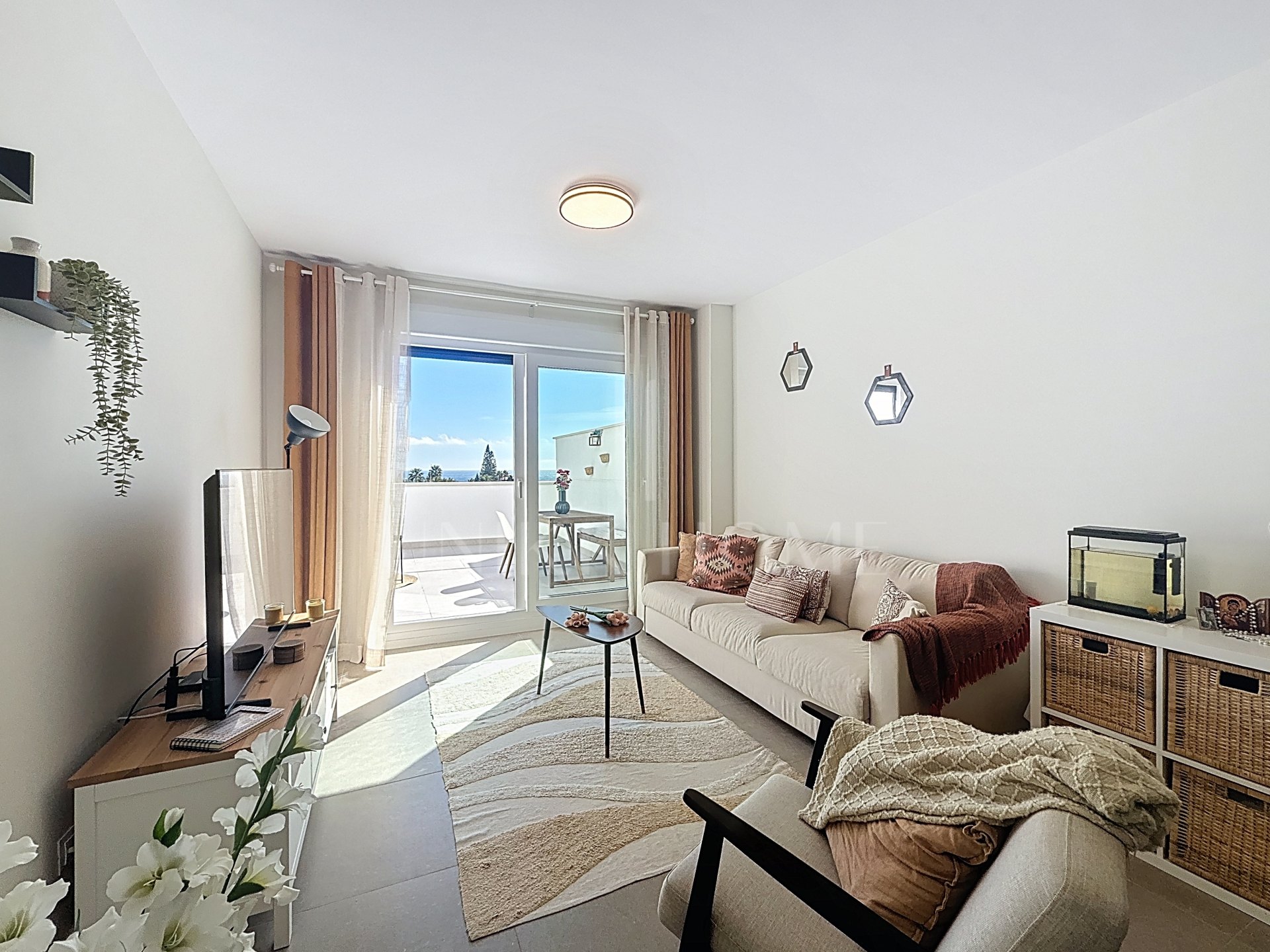 Modern Apartment in Estepona with Sea Views and Holiday Rental Potential