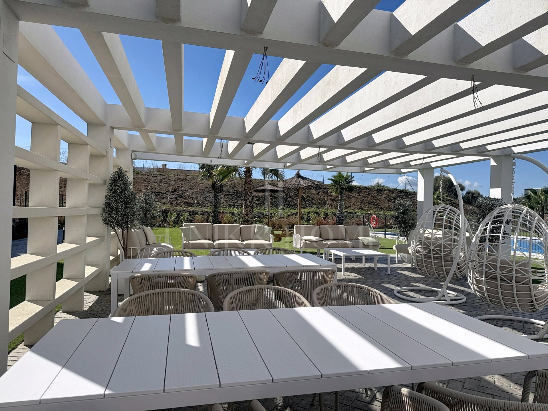Modern Apartment in Estepona with Sea Views and Holiday Rental Potential