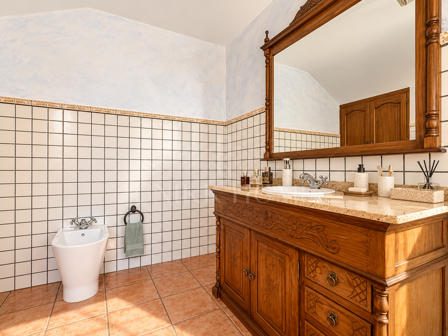 Charming 4-Bedroom Townhouse Spacious Terraces & Private Garage for 2 Cars