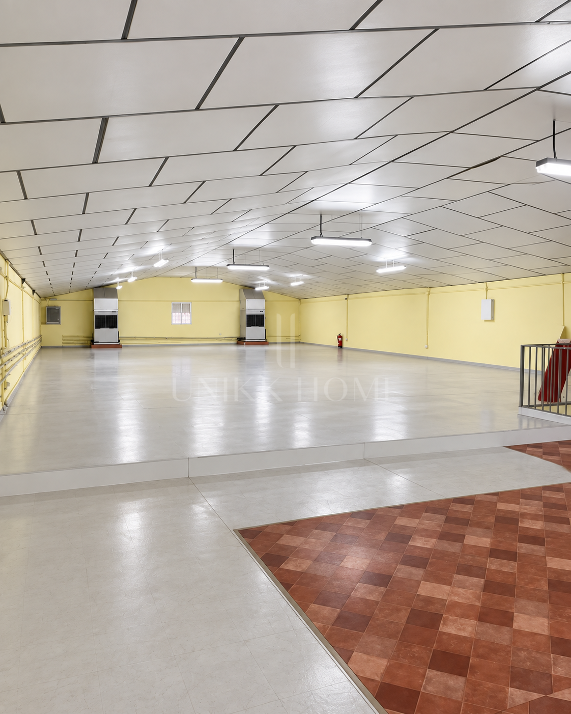 NAVE INDUSTRIAL EN VENTA EN ESTEPONA – 700 m²