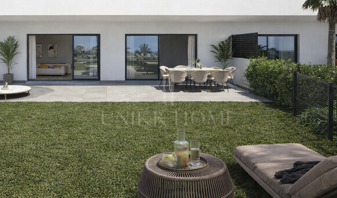 2 BEDROOM GROUND FLOOR APARTMENT IN NEW COMPLEX IN ESTEPONA WEST