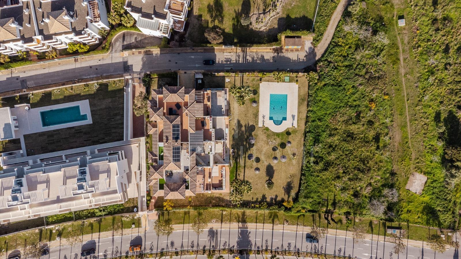 Elevated Ground Floor Sea View Apartment for Sale in Estepona East – Large Terraces & Jacuzzi