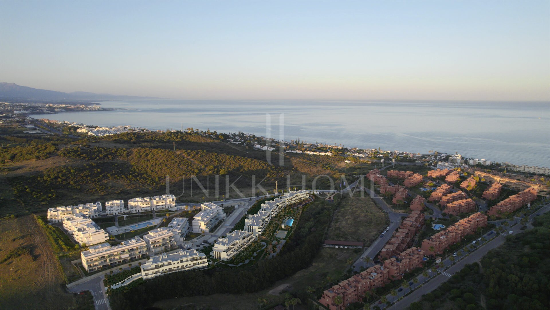 3 BEDROOM APARTMENT IN ESTEPONA WEST NEW COMPLEX WITH SPA & GYM