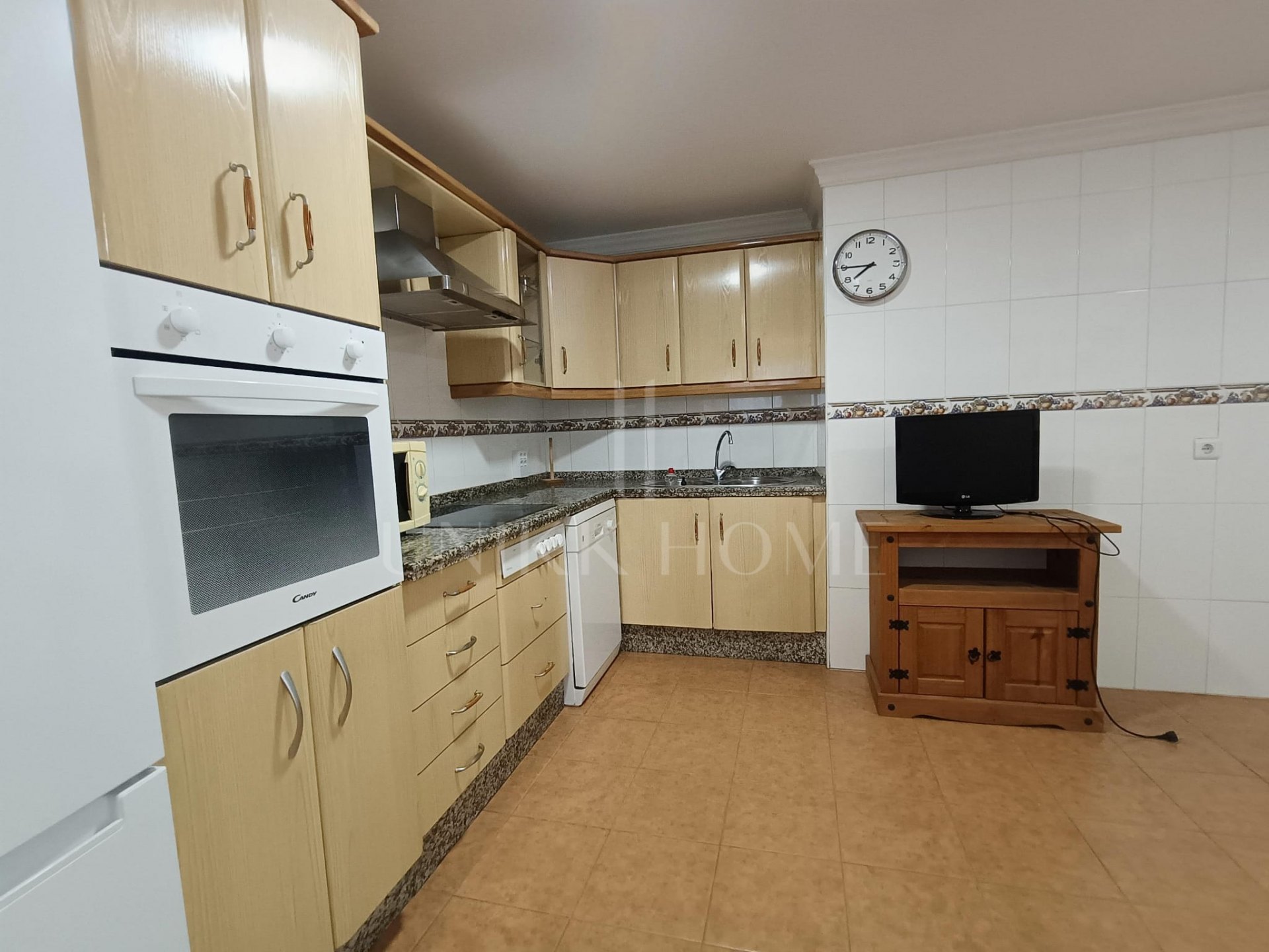 2 - 3 Bedroom Apartment 50 Meters from the Promenade in the Center of Estepona