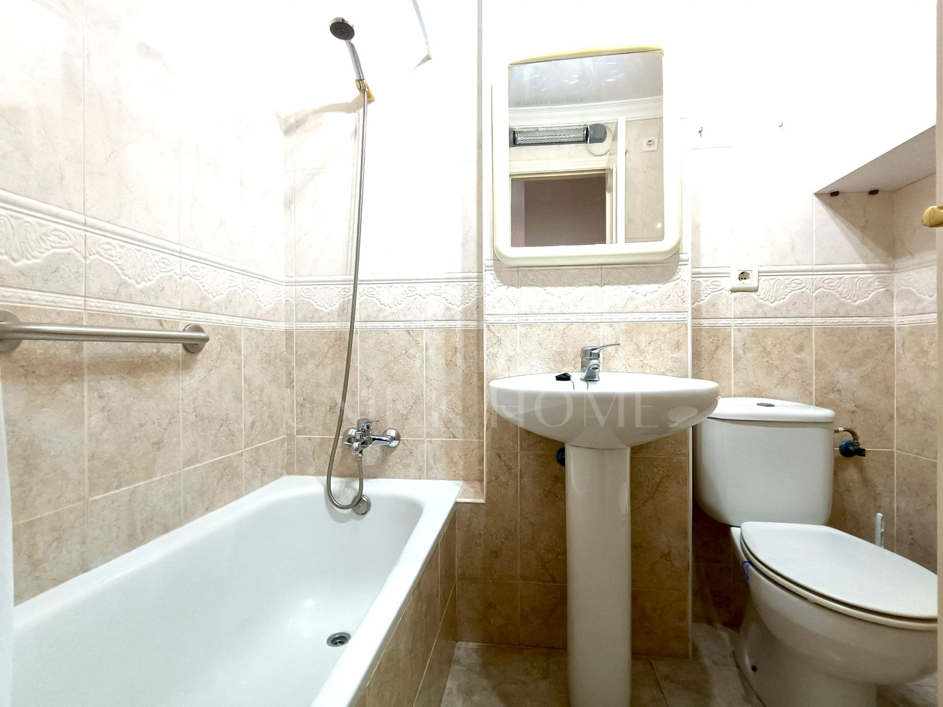 2 - 3 Bedroom Apartment 50 Meters from the Promenade in the Center of Estepona