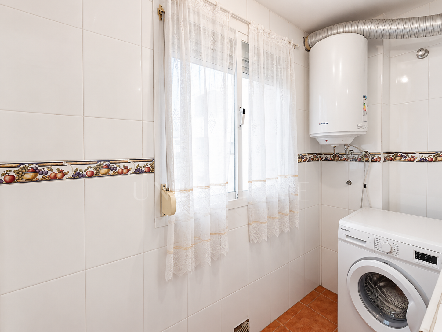 2 - 3 Bedroom Apartment 50 Meters from the Promenade in the Center of Estepona