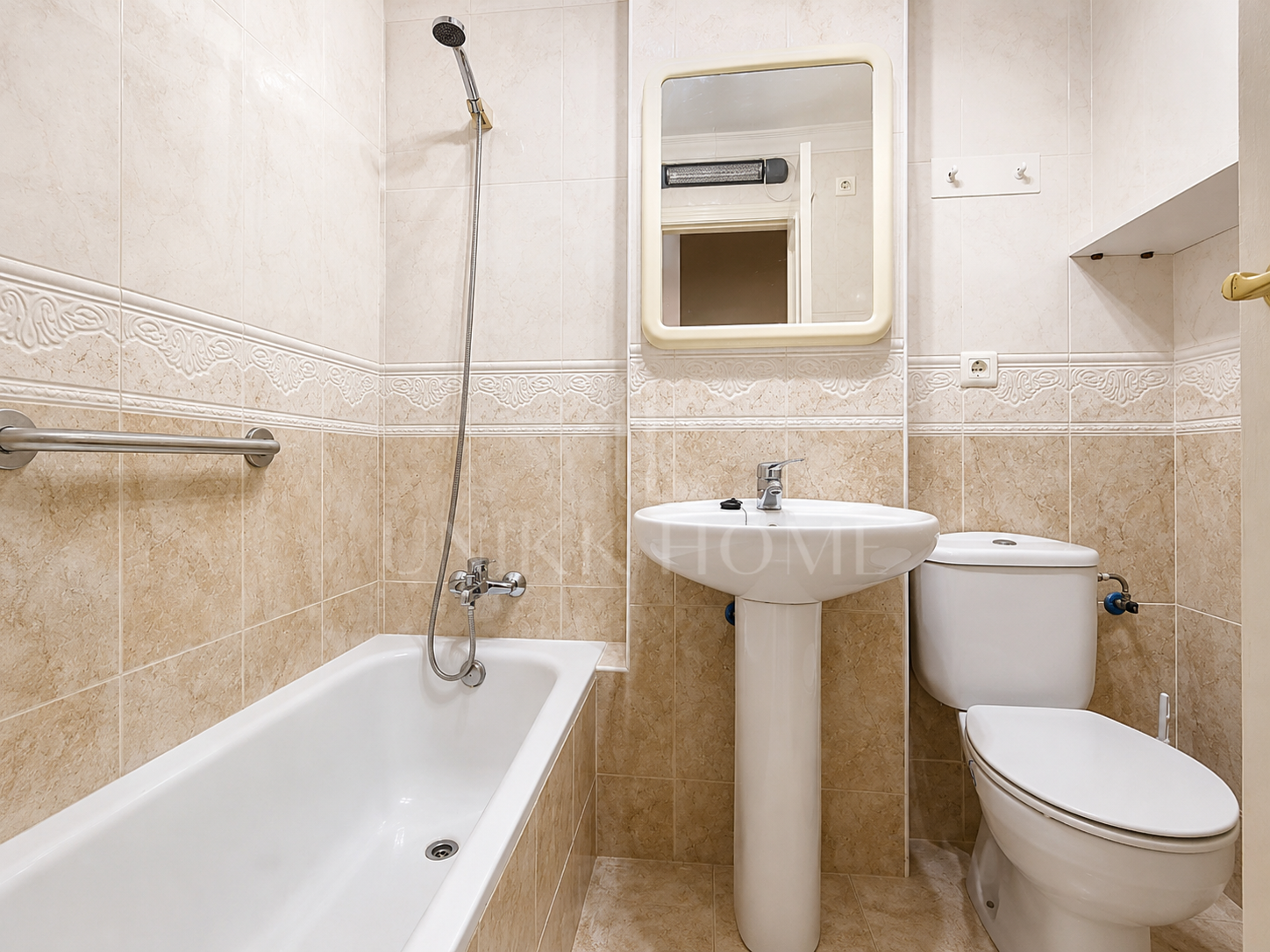 2 - 3 Bedroom Apartment 50 Meters from the Promenade in the Center of Estepona