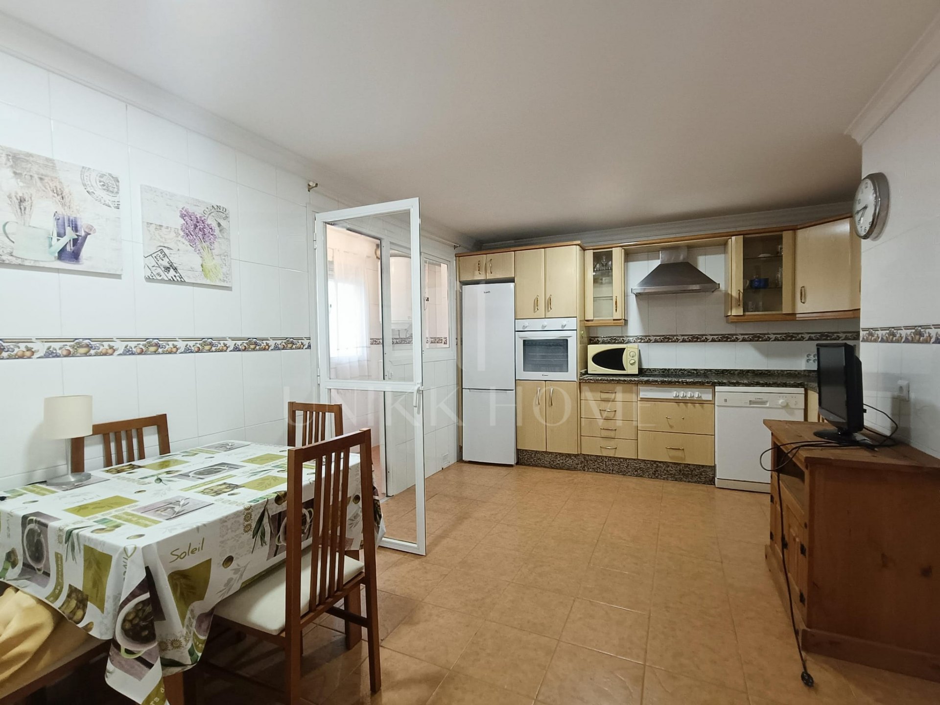 2 - 3 Bedroom Apartment 50 Meters from the Promenade in the Center of Estepona