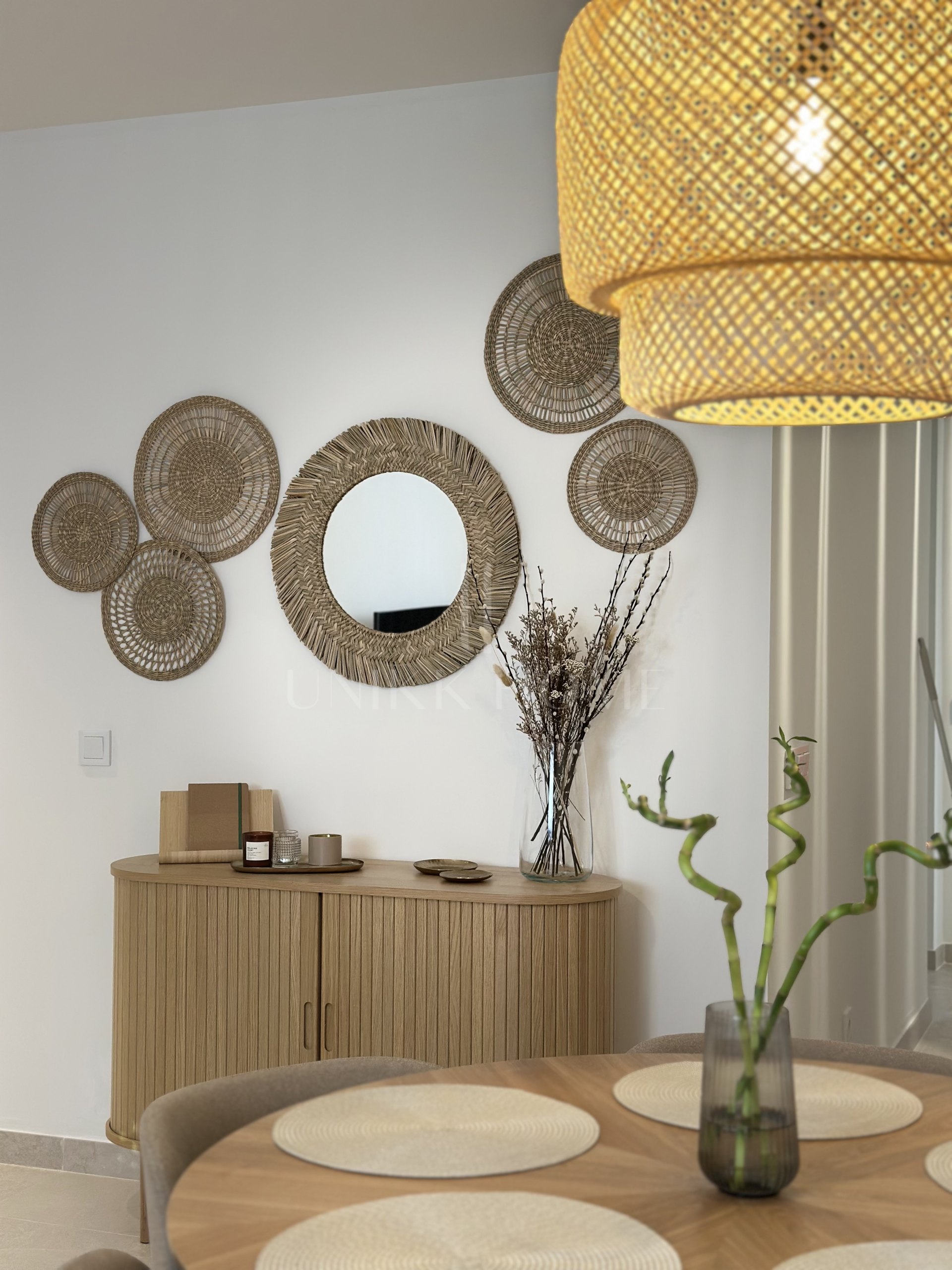 Brand new urban ground floor apartment just steps from the sea in a contemporary building with parking and rooftop pool – Estepona Centre, Promenade