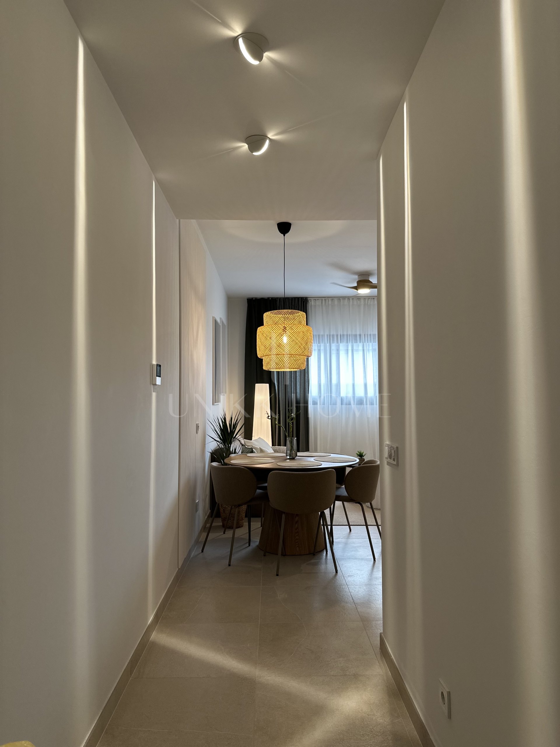 Brand new urban ground floor apartment just steps from the sea in a contemporary building with parking and rooftop pool – Estepona Centre, Promenade