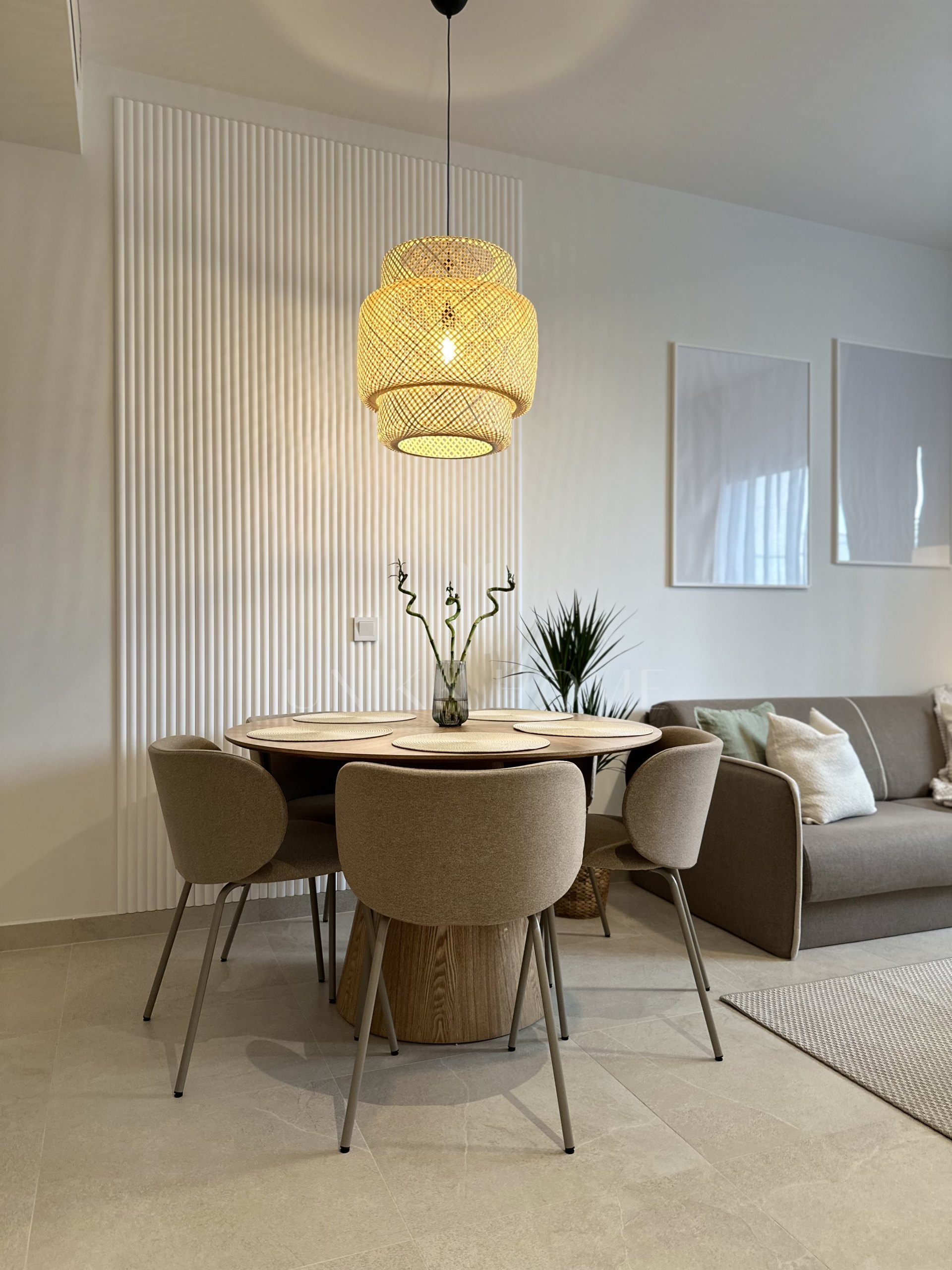 Brand new urban ground floor apartment just steps from the sea in a contemporary building with parking and rooftop pool – Estepona Centre, Promenade