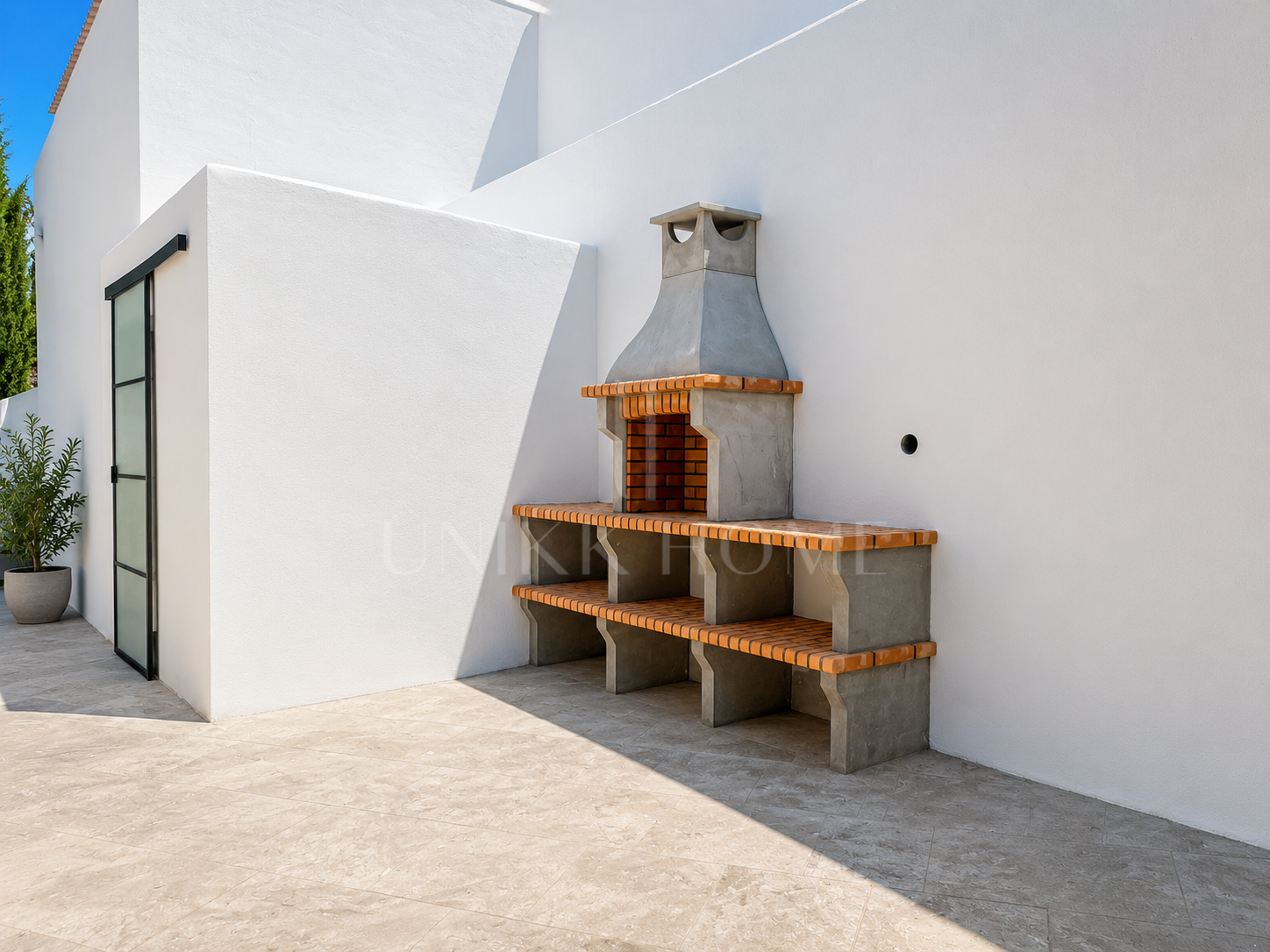 Modern Villa for Effortless Living in Valle Romano