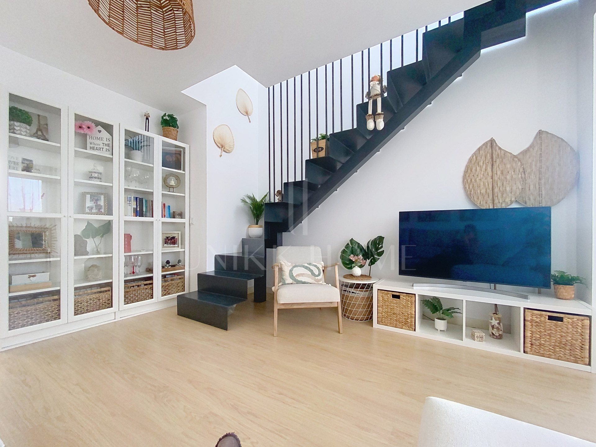 Ático moderno de 3 dormitorios con solárium en el corazón de Estepona