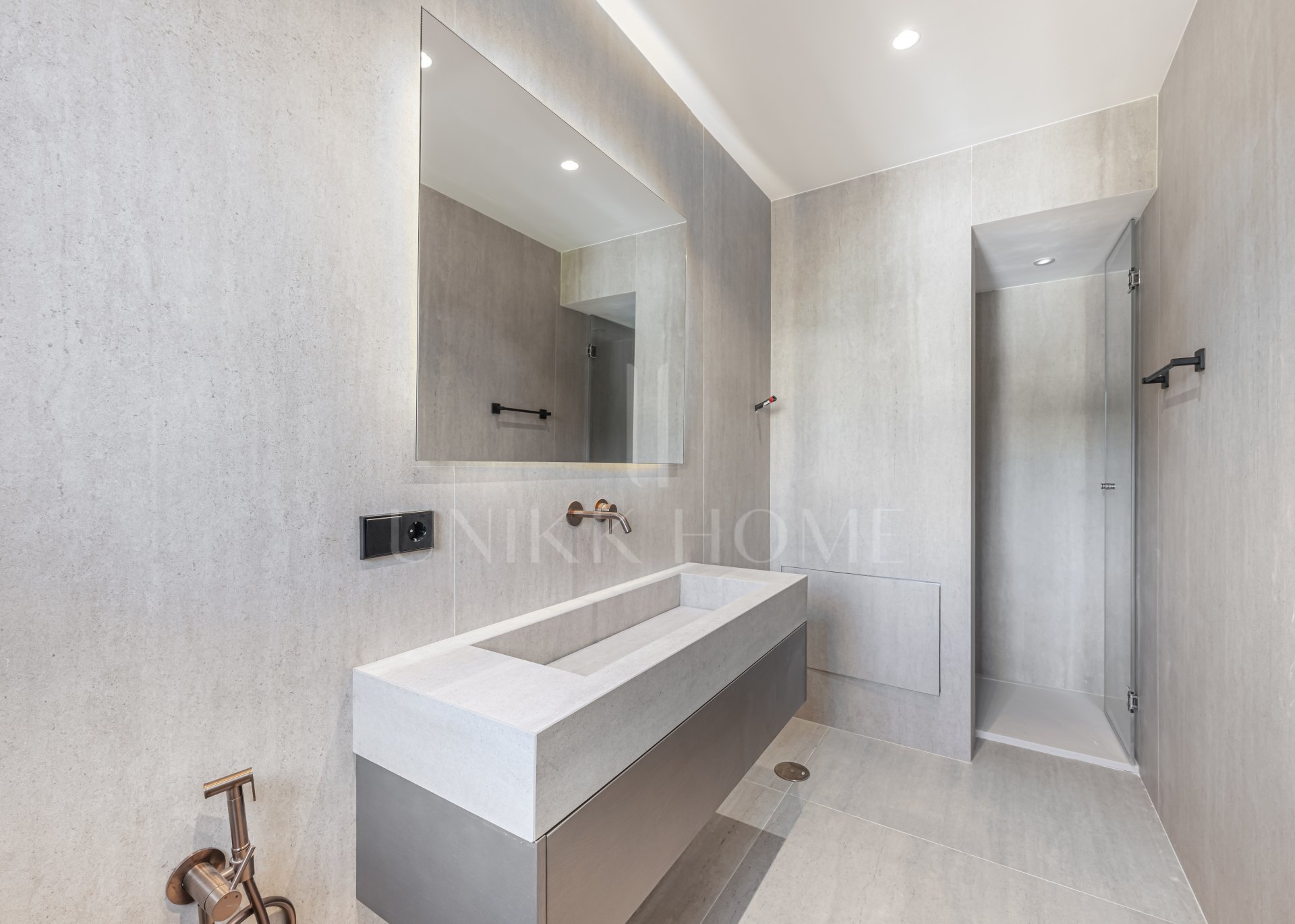 Fully Renovated Luxury Villa with Sea Views - El Rosario, Marbella