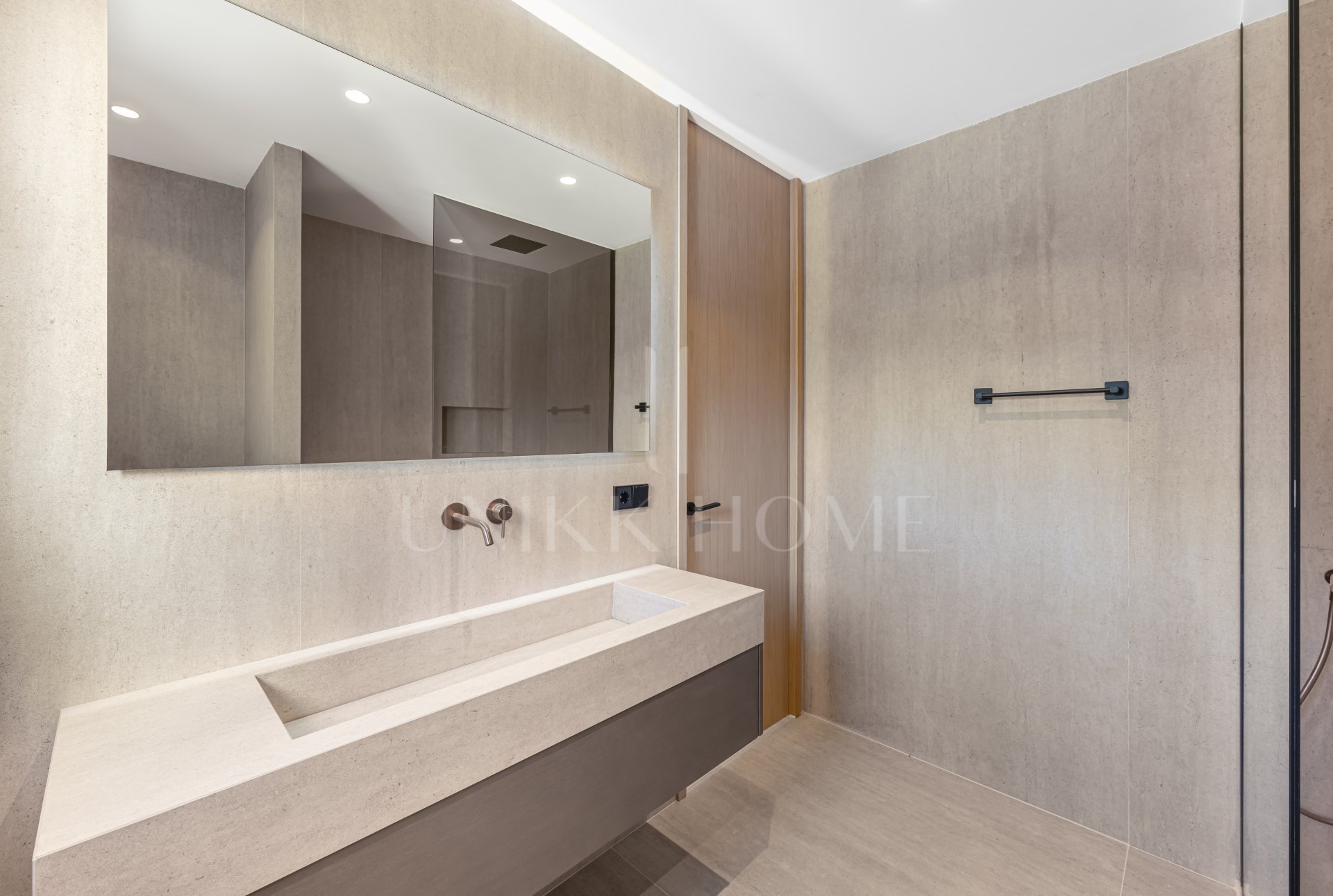 Fully Renovated Luxury Villa with Sea Views - El Rosario, Marbella