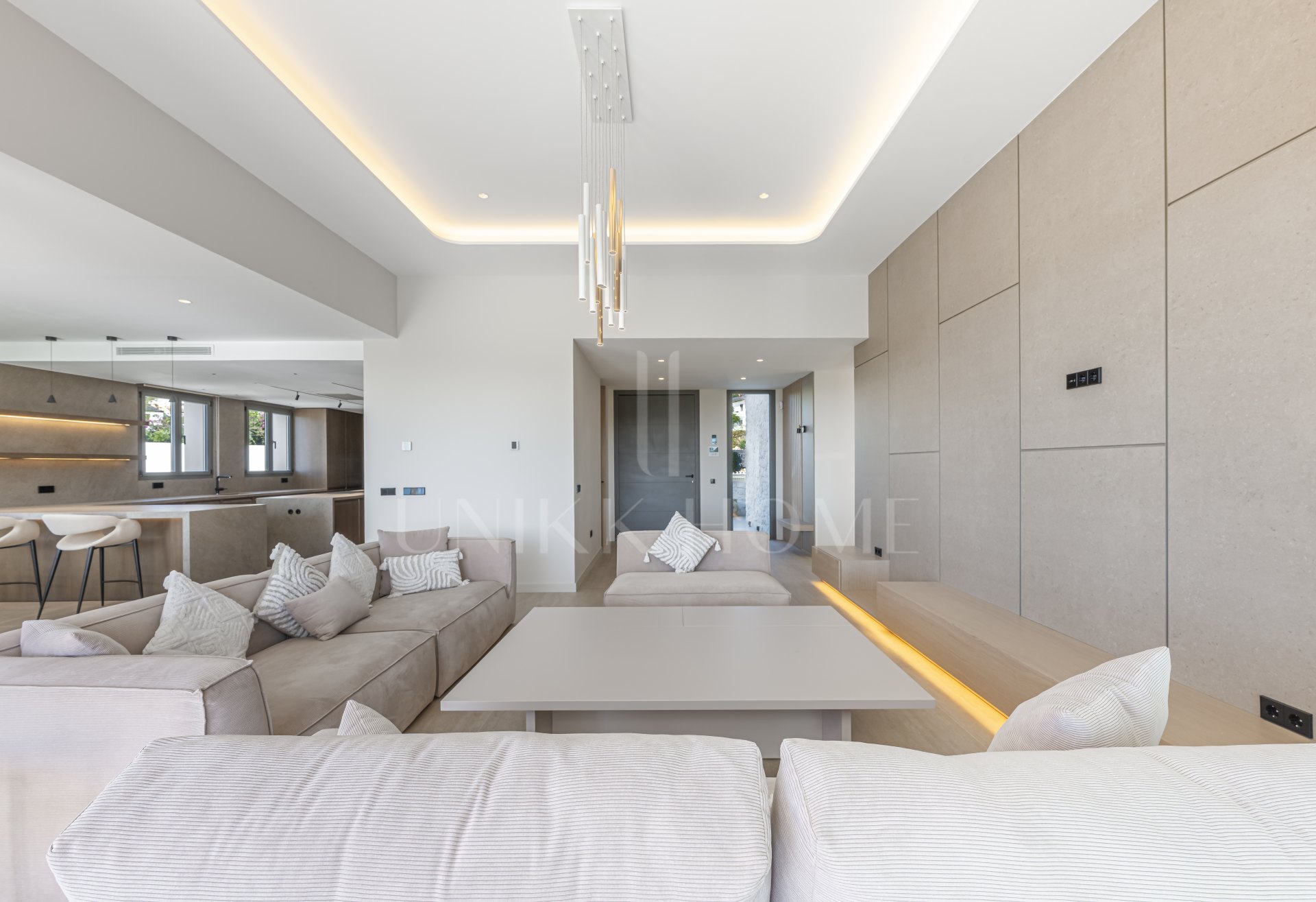 Fully Renovated Luxury Villa with Sea Views - El Rosario, Marbella