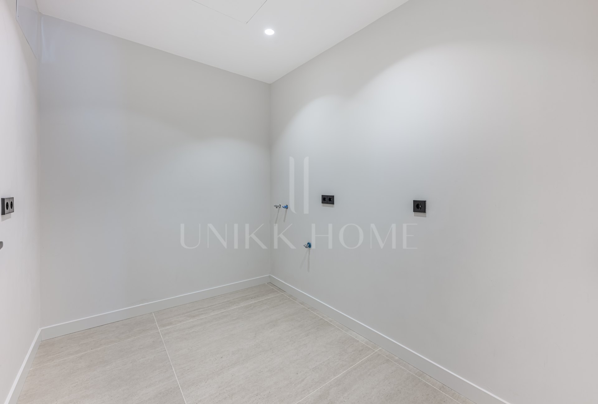 Fully Renovated Luxury Villa with Sea Views - El Rosario, Marbella