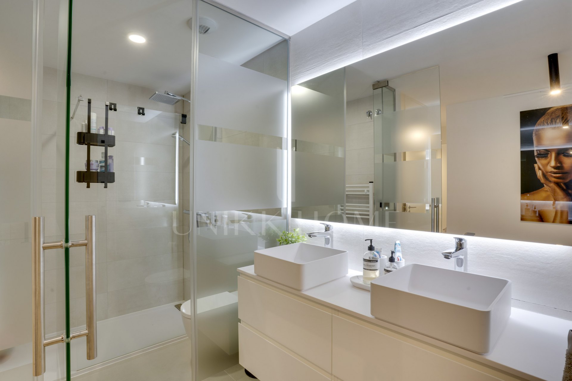 Apartamento moderno de 3 dormitorios con terraza y gimnasio – Las Mesas